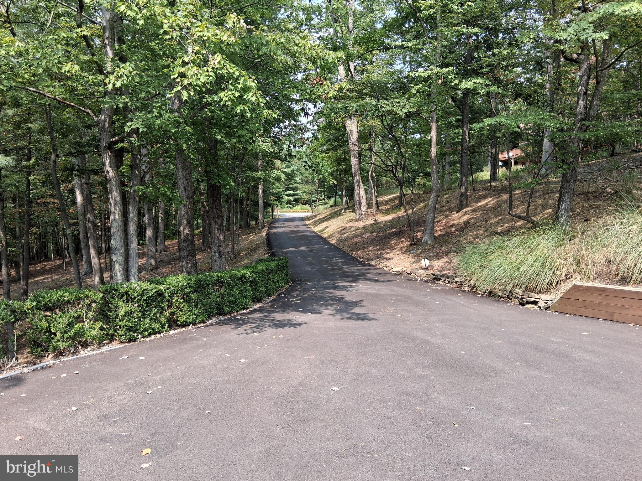 CACAPON SOUTH - Residential