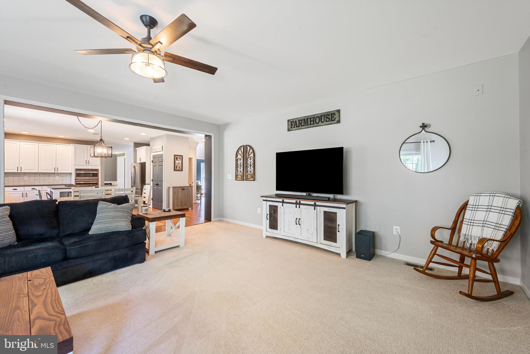 DEMORY FARM - Residential