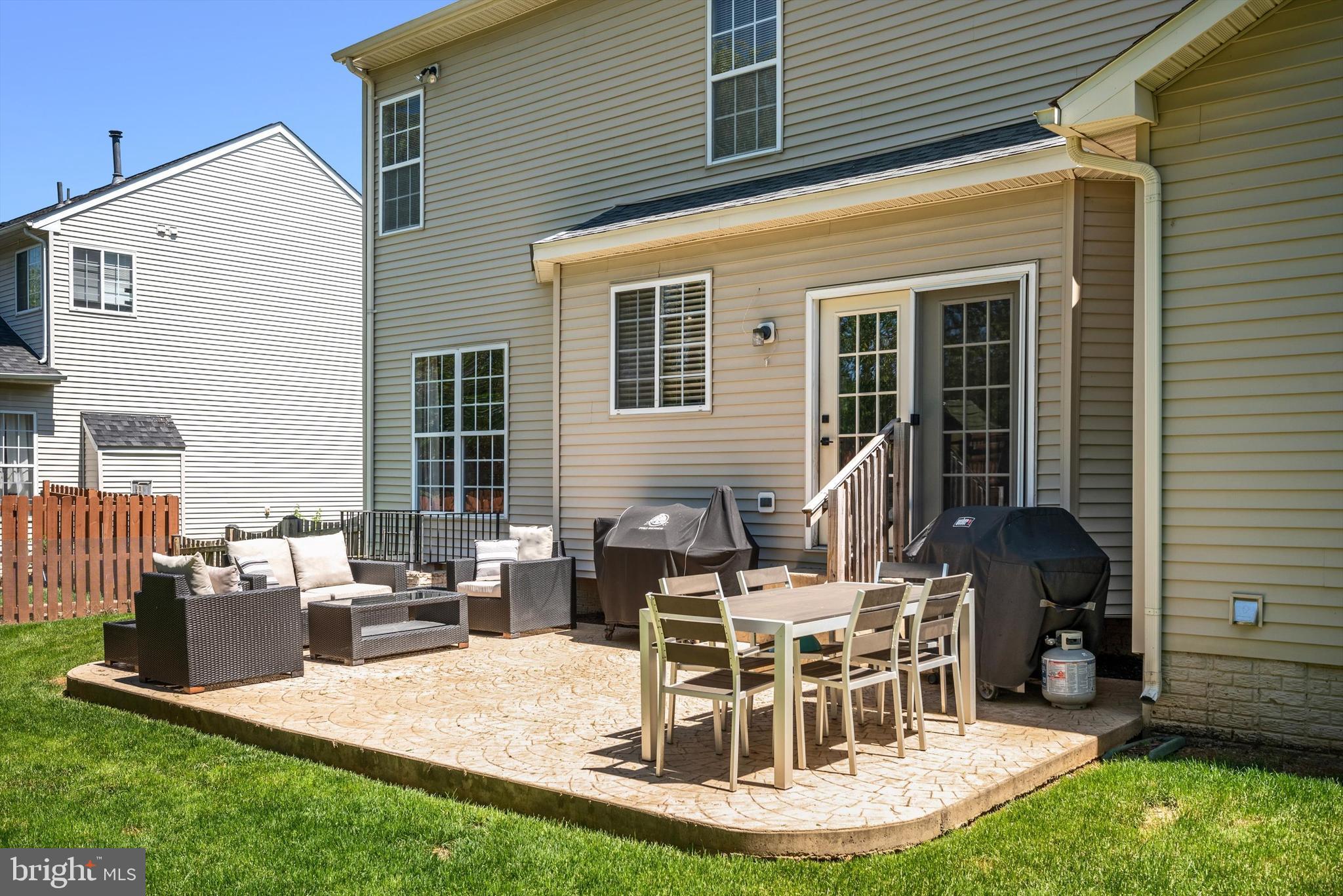 DEMORY FARM - Residential