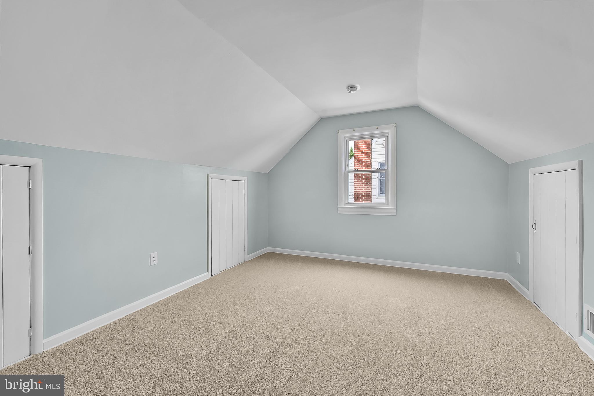 NEWPORT HEIGHTS - Residential