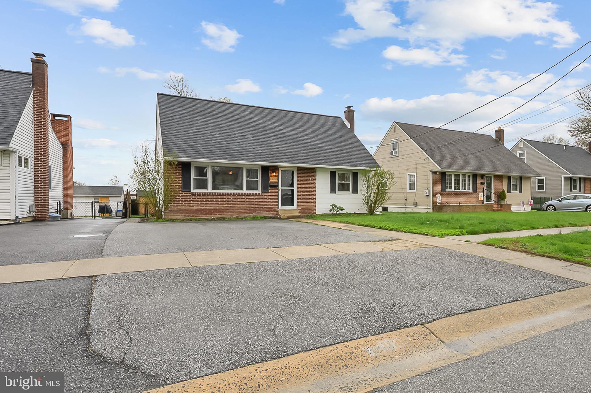 NEWPORT HEIGHTS - Residential