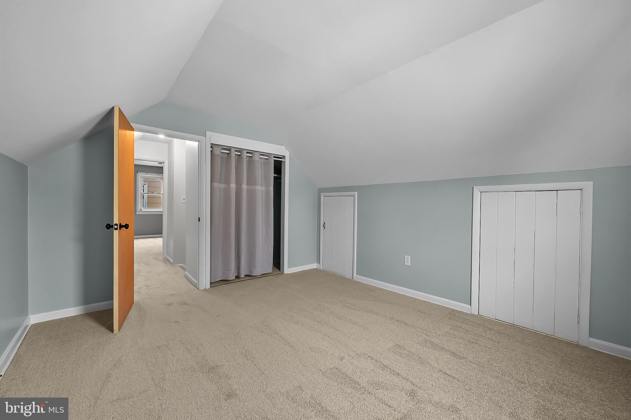 NEWPORT HEIGHTS - Residential