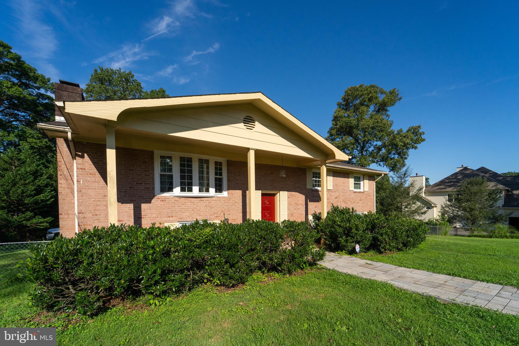 GLEN ALDEN - Residential Lease