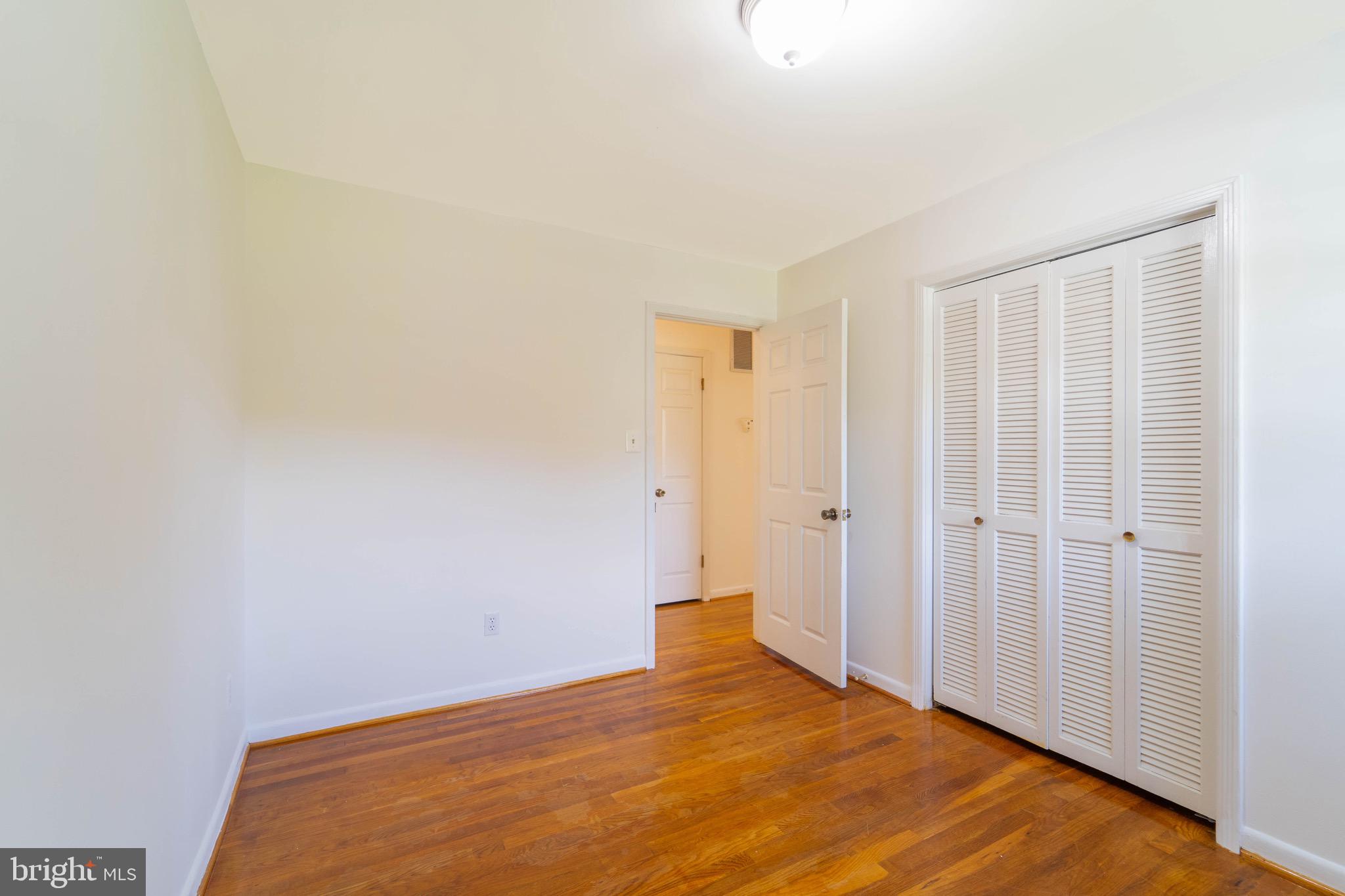 GLEN ALDEN - Residential Lease