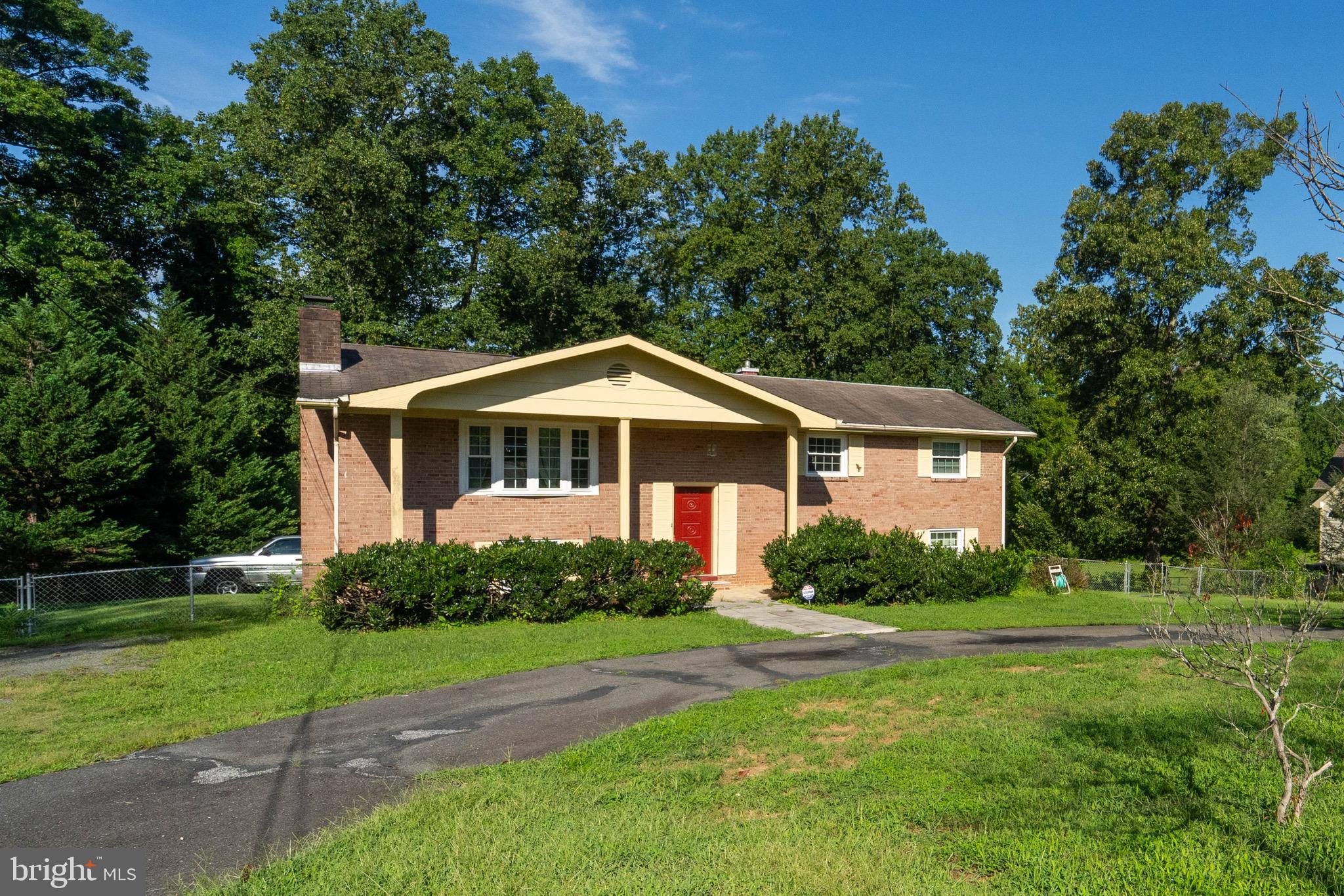 GLEN ALDEN - Residential Lease