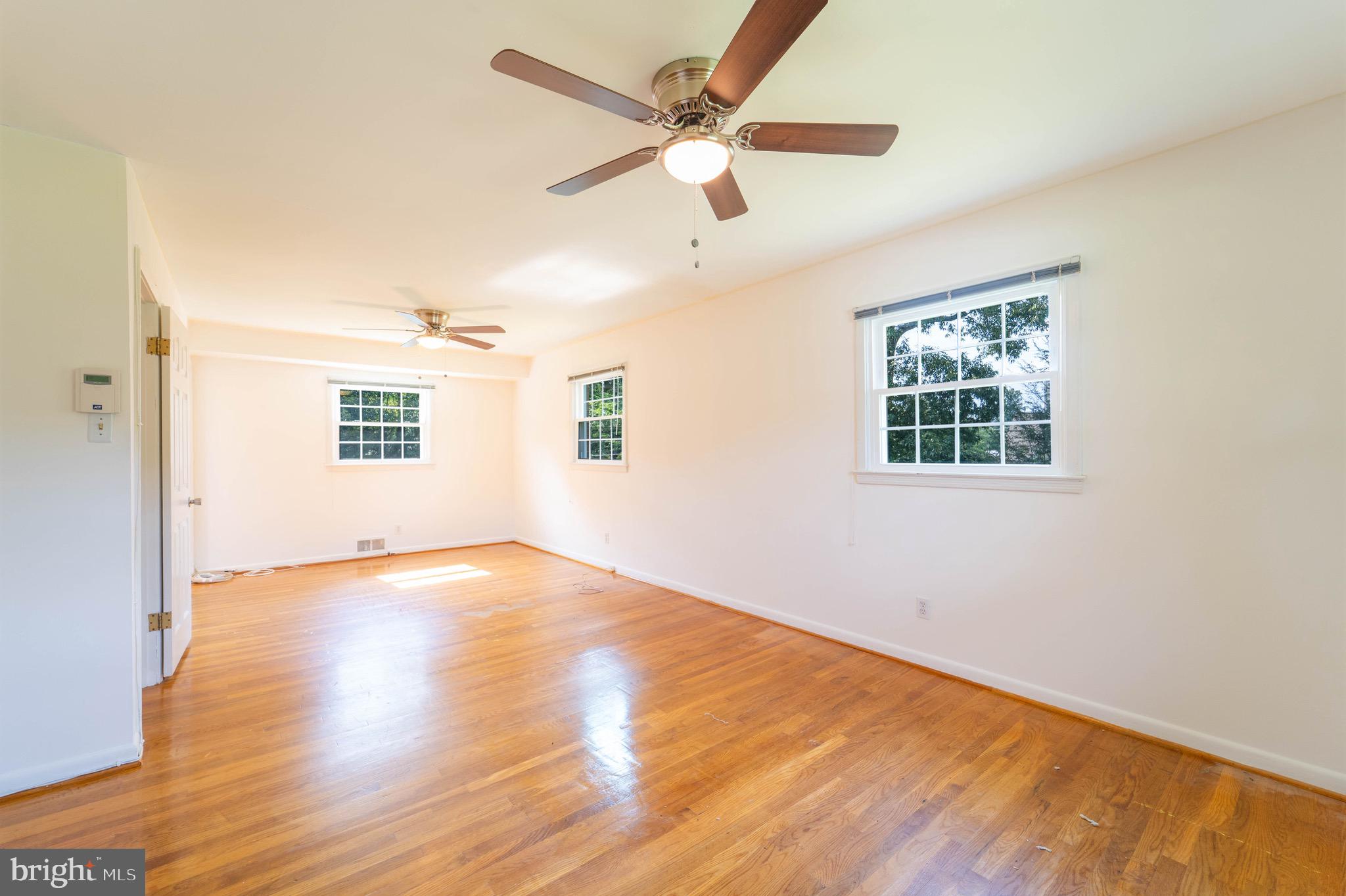 GLEN ALDEN - Residential Lease