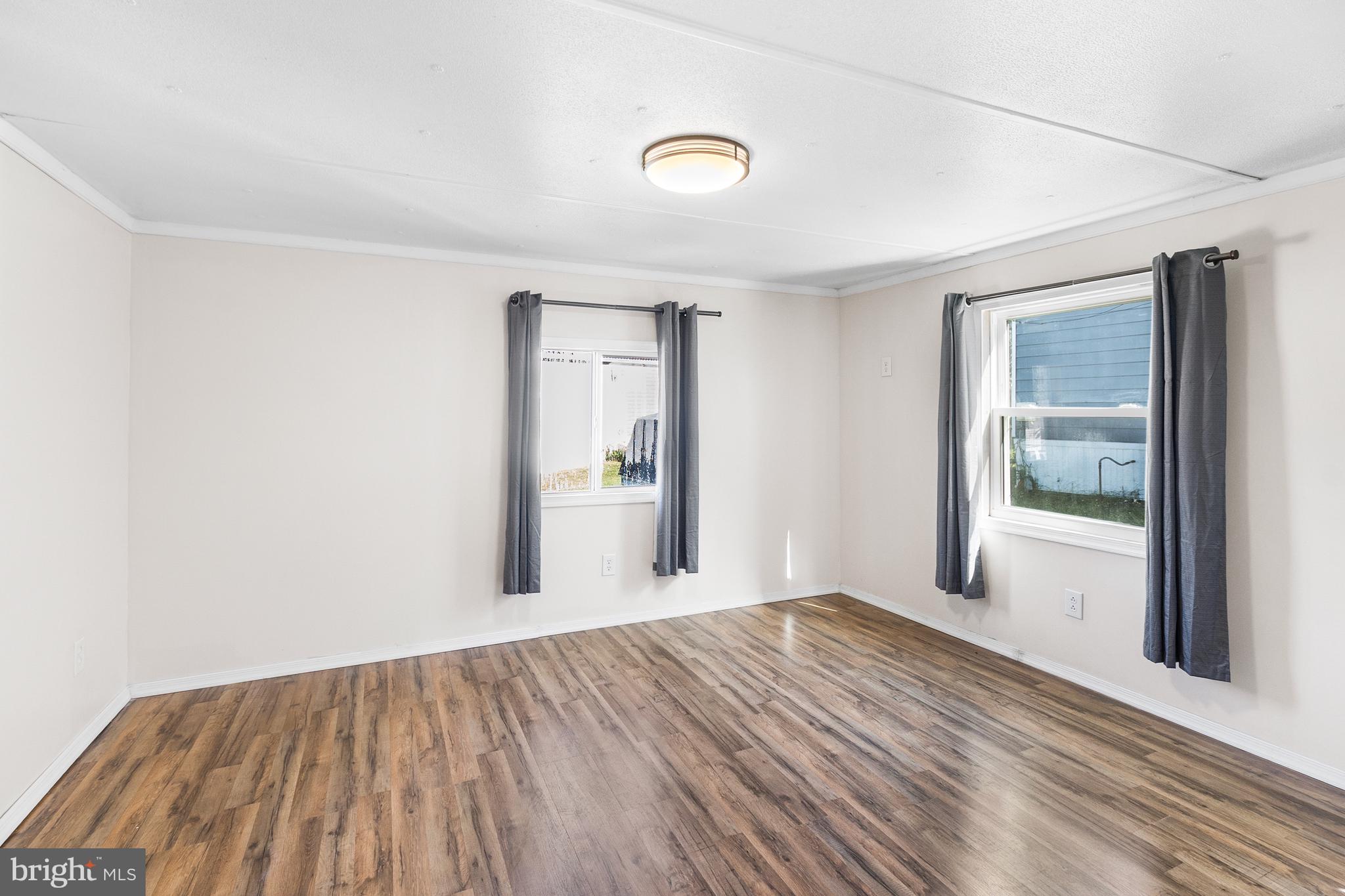 2 WESTVIEW WAY