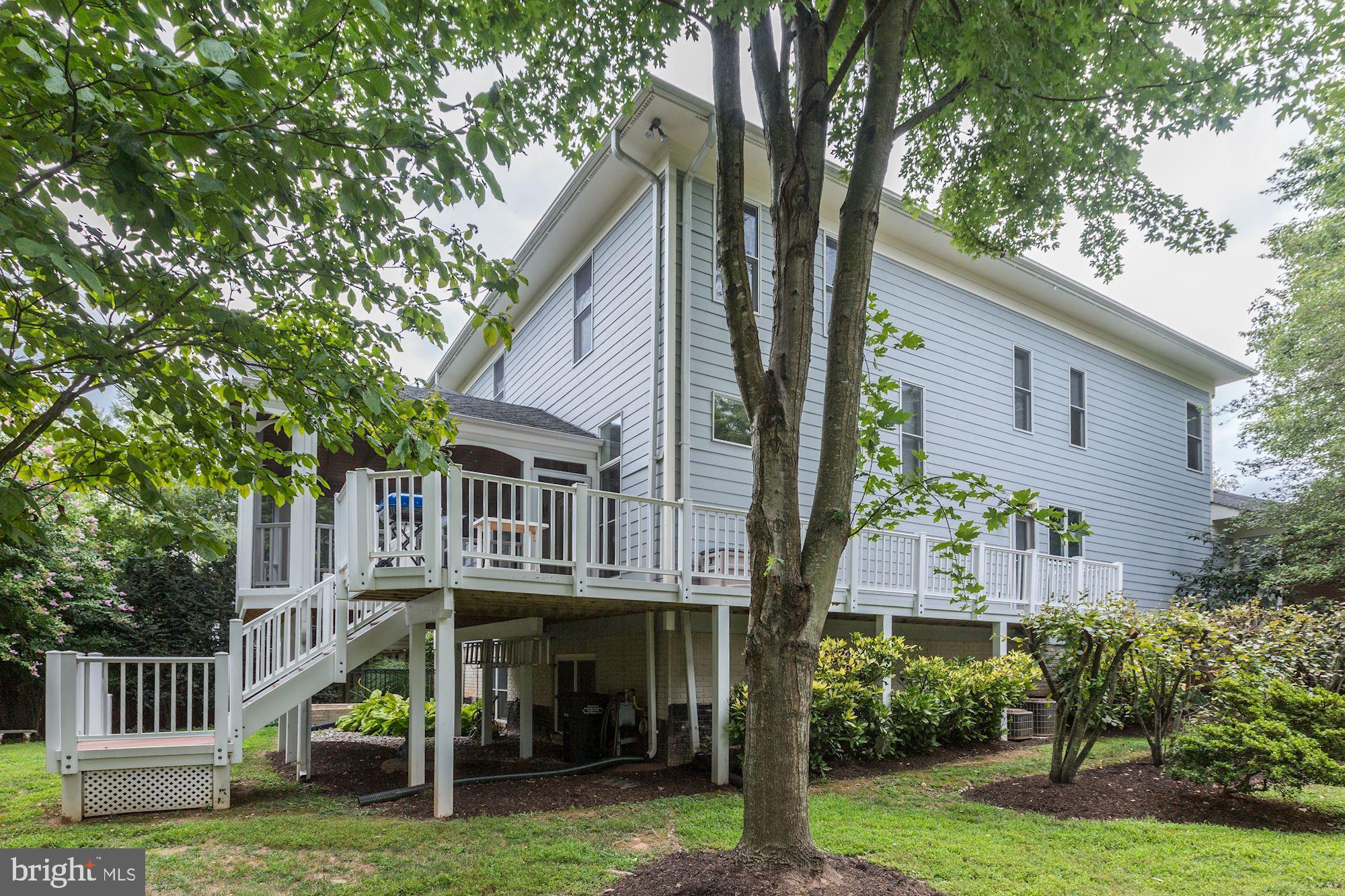 WEST MC LEAN - Residential