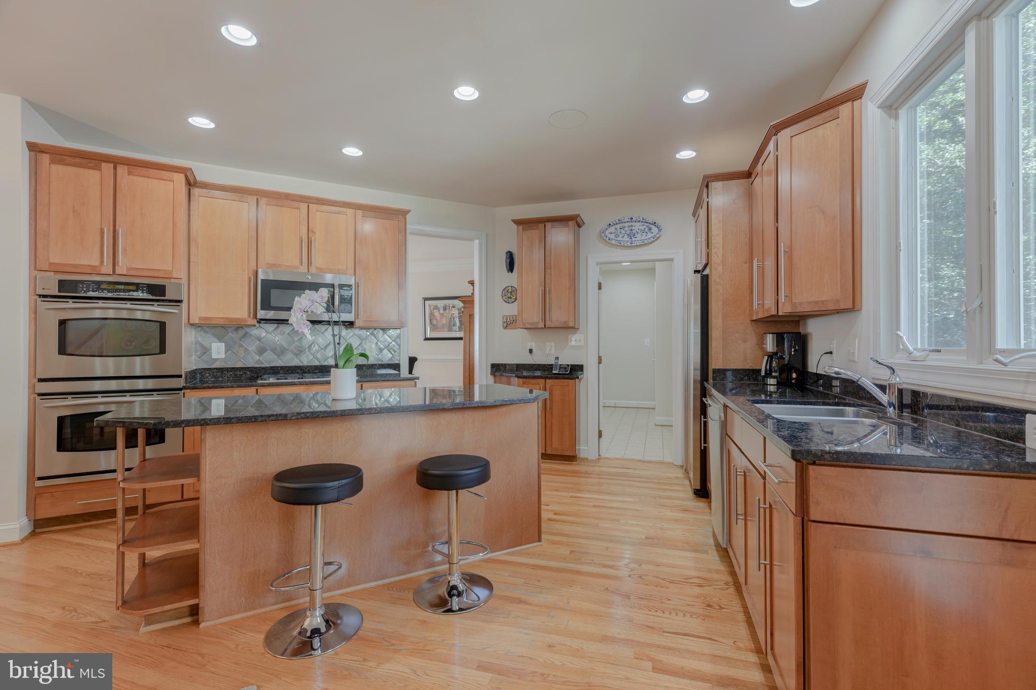 WEST MC LEAN - Residential