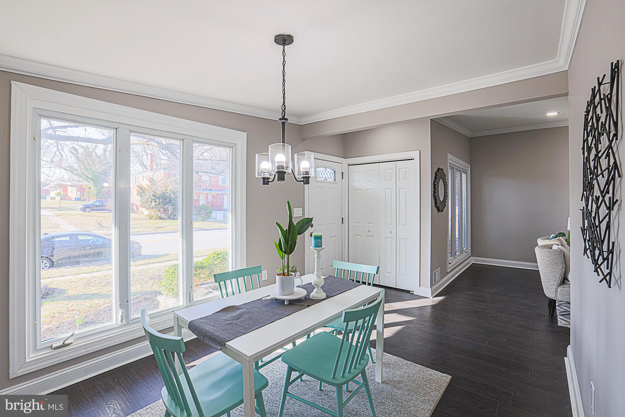 GLENMONT - Residential