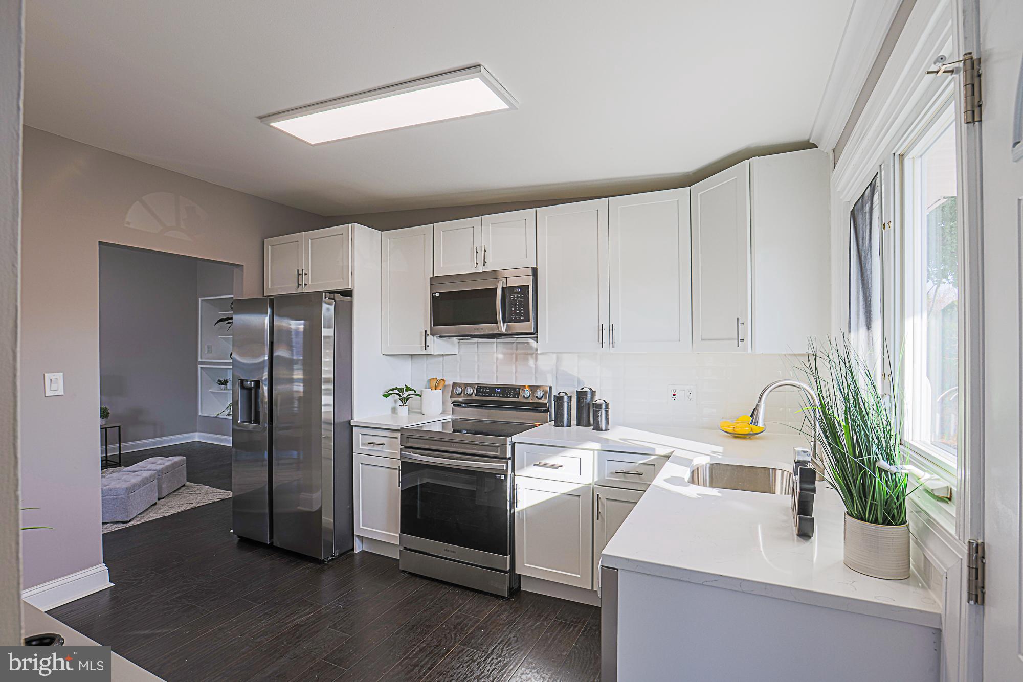 GLENMONT - Residential