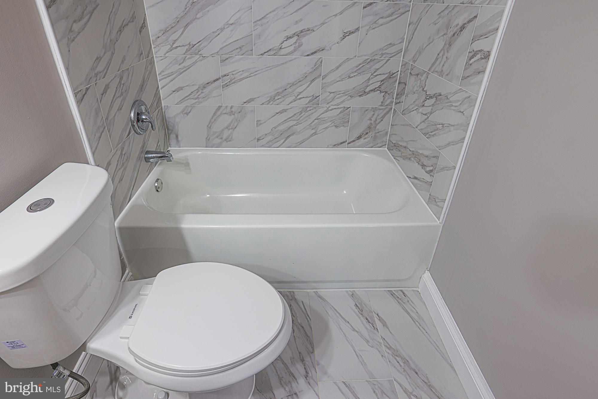 GLENMONT - Residential