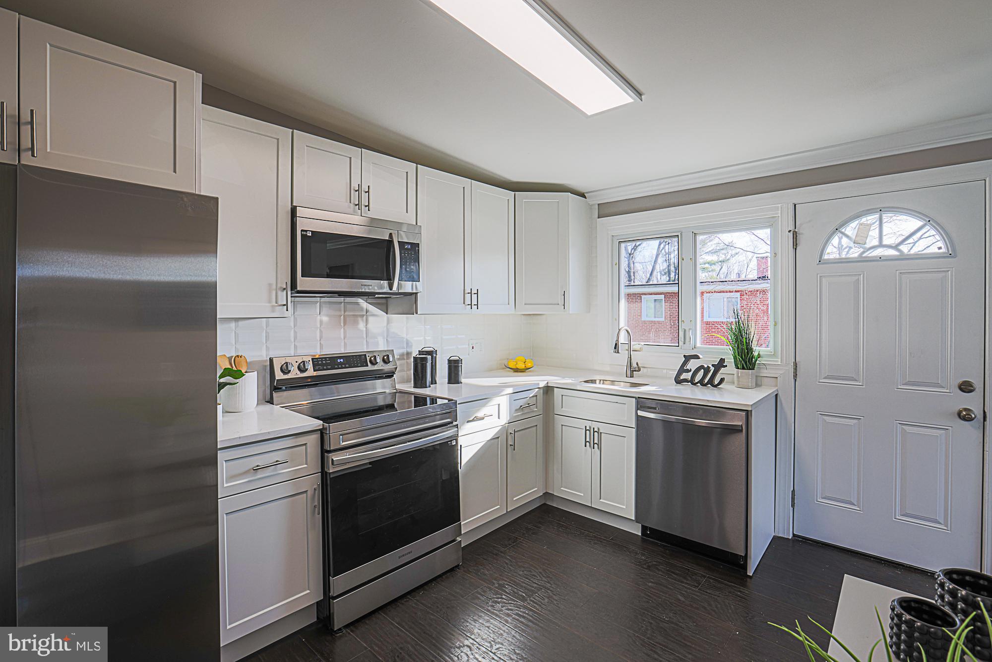 GLENMONT - Residential