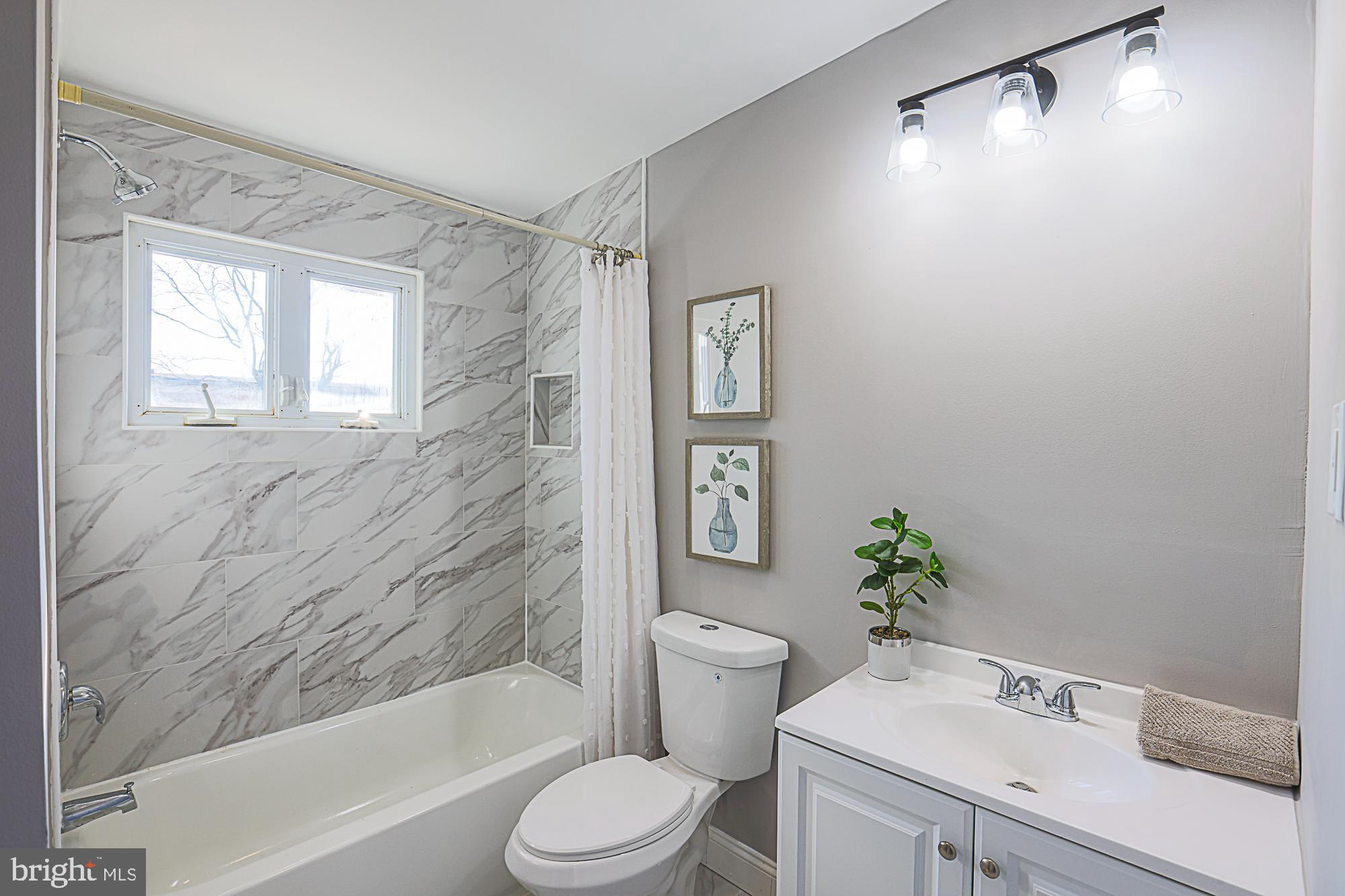 GLENMONT - Residential