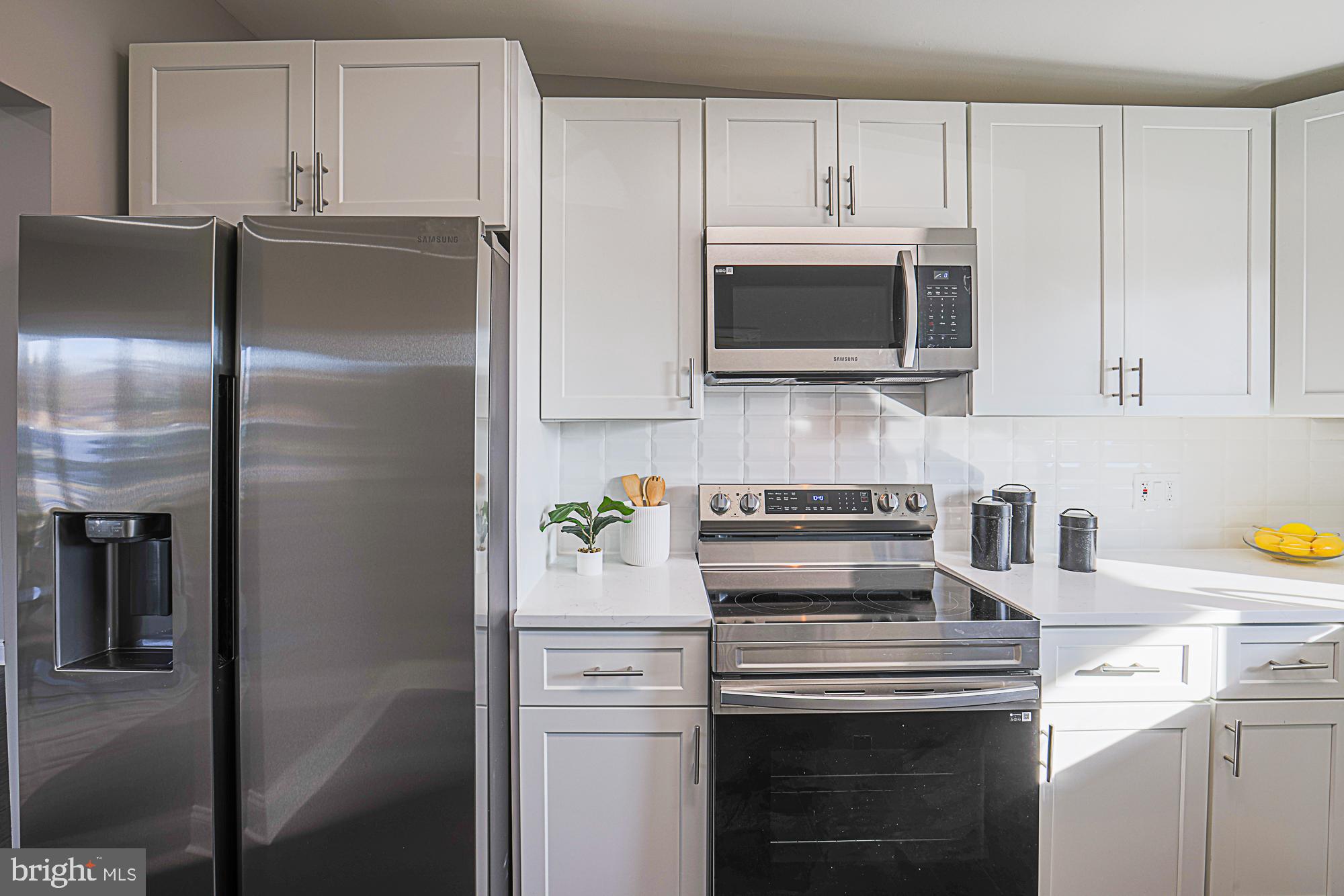 GLENMONT - Residential