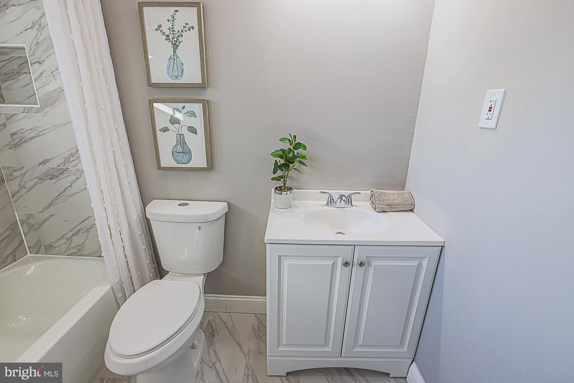 GLENMONT - Residential