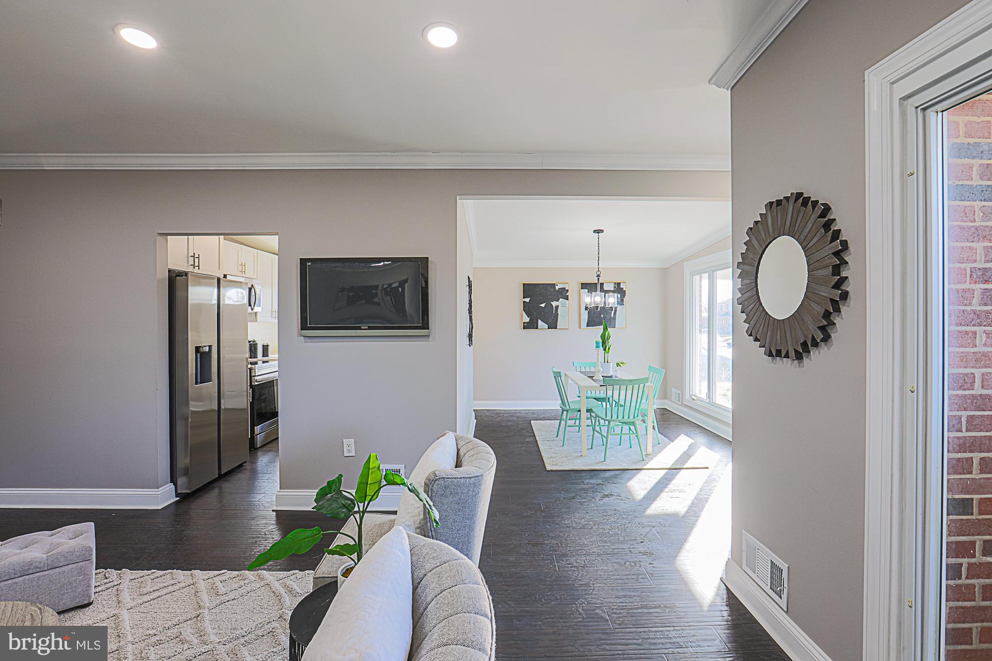 GLENMONT - Residential