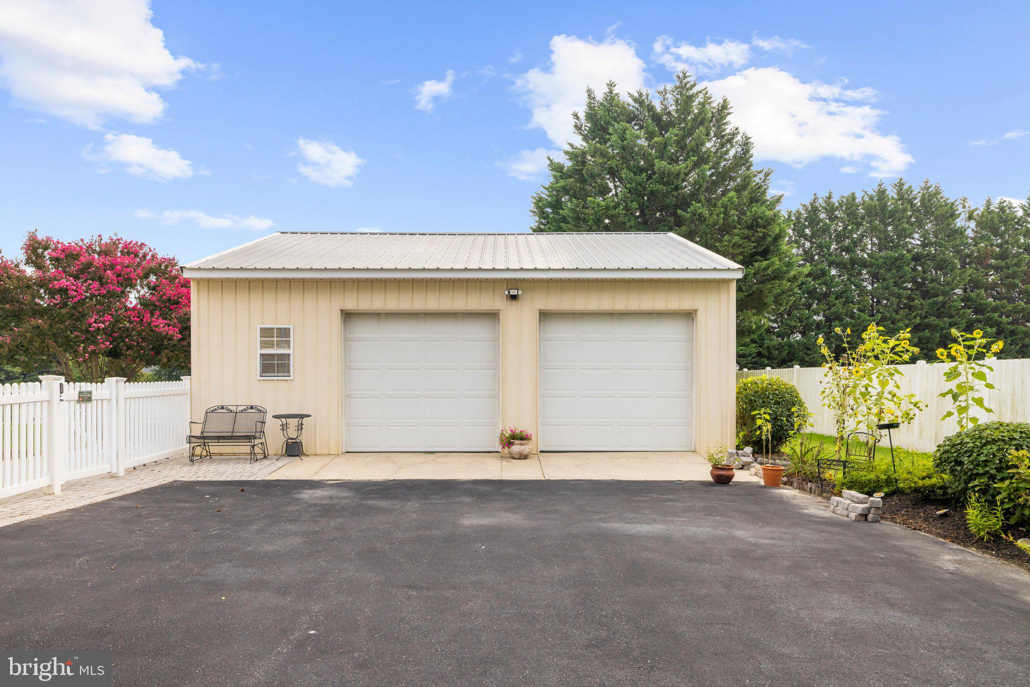 639 POPLAR SCHOOL ROAD