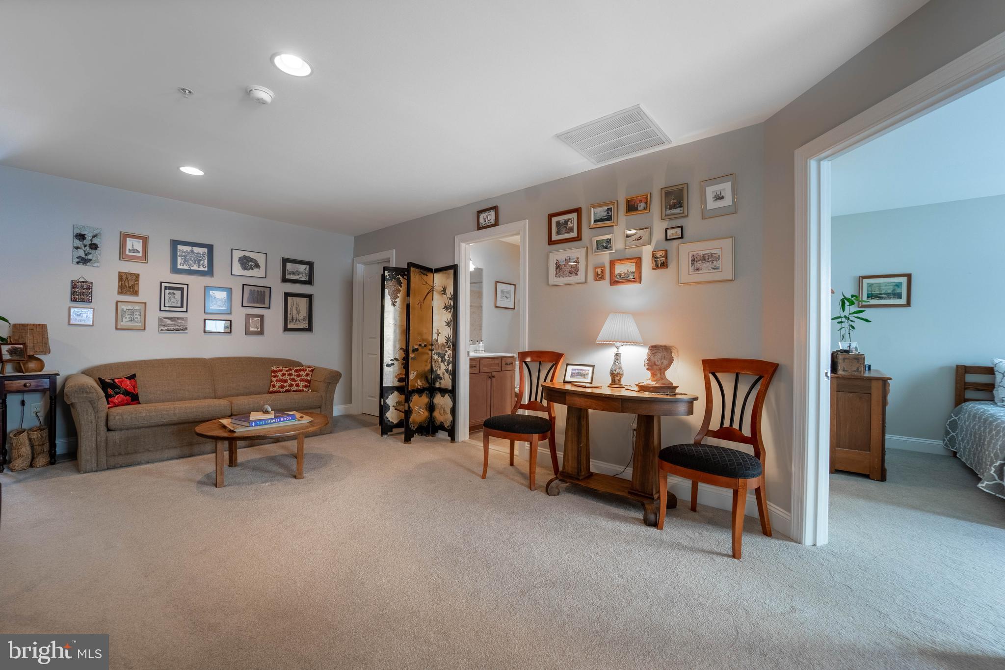 ENCLAVE AT ELLICOTT STATION - Residential