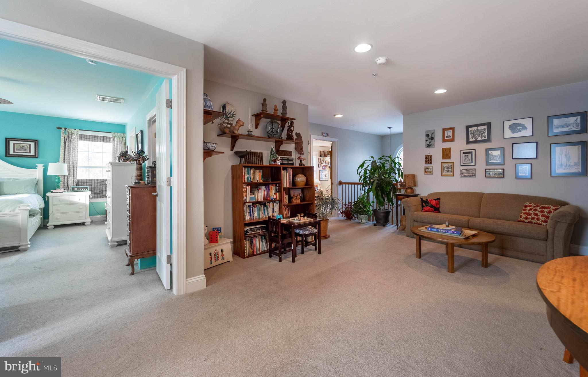 ENCLAVE AT ELLICOTT STATION - Residential