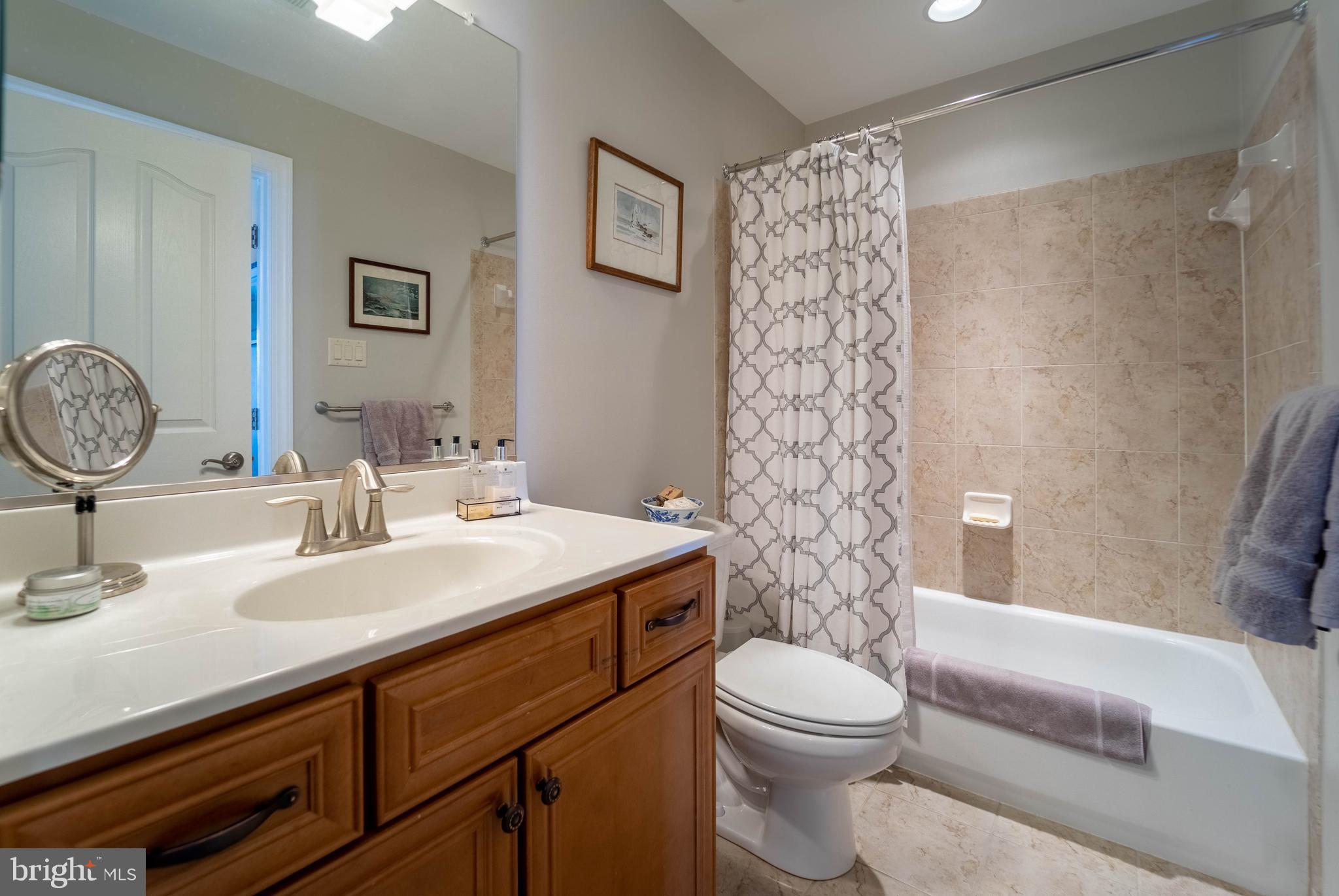 ENCLAVE AT ELLICOTT STATION - Residential