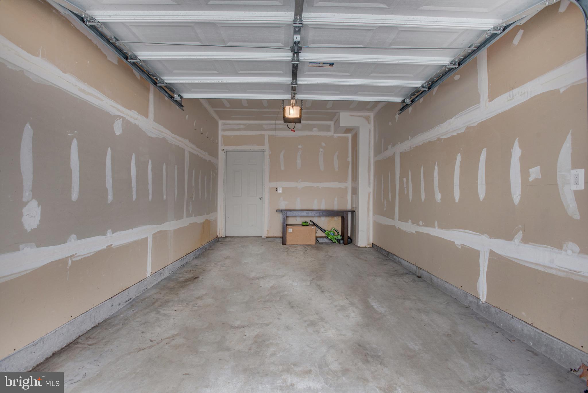 BRAMBLETON - Residential Lease