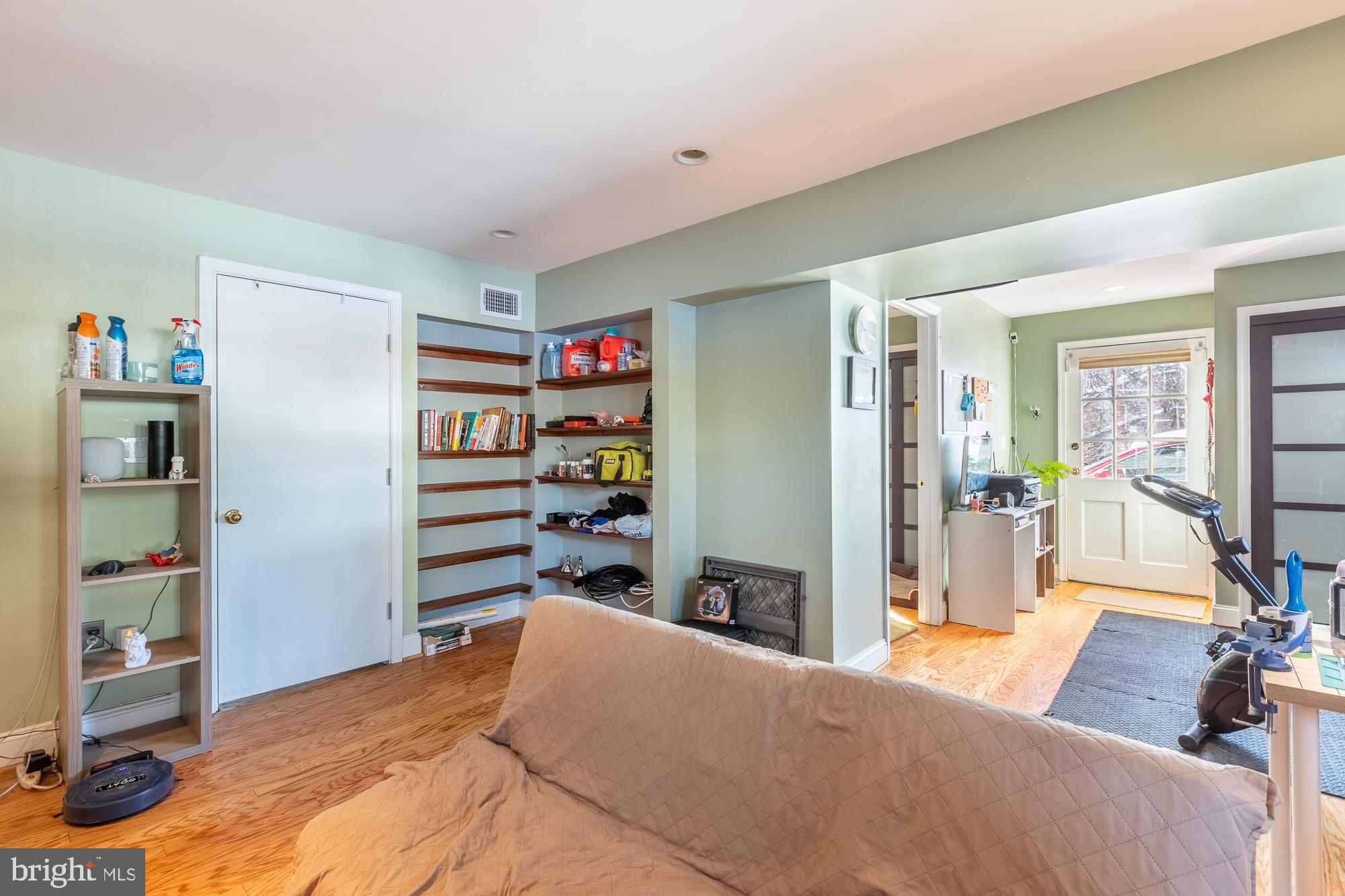 YORKTOWN - Residential Lease