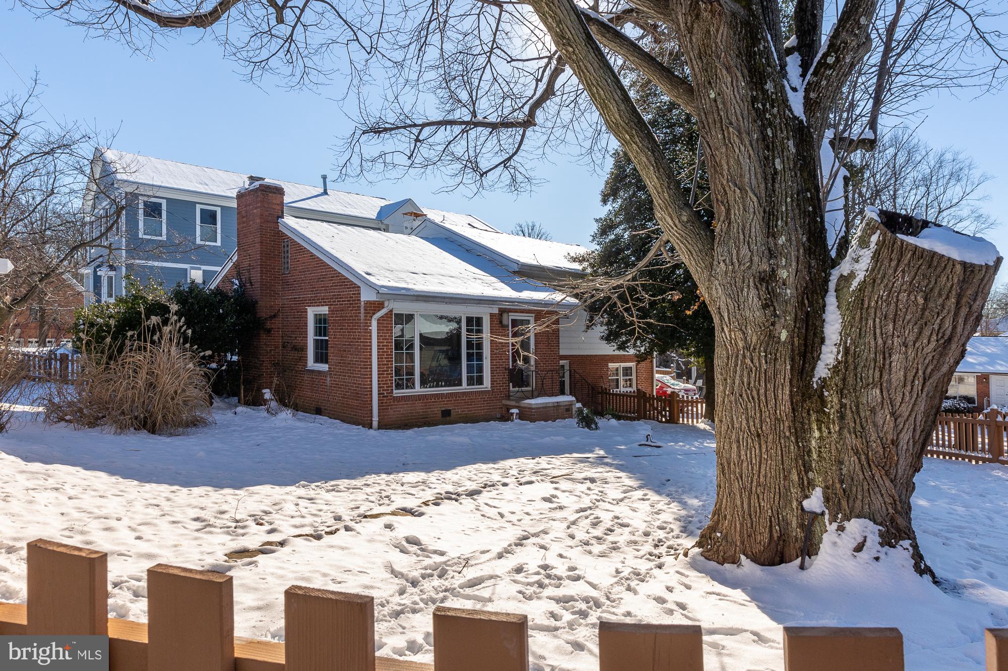 YORKTOWN - Residential Lease