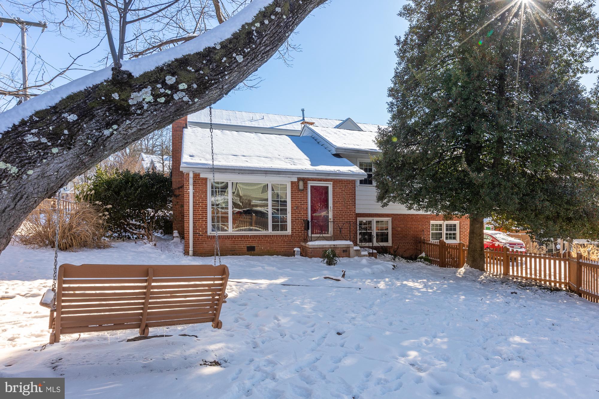 YORKTOWN - Residential Lease