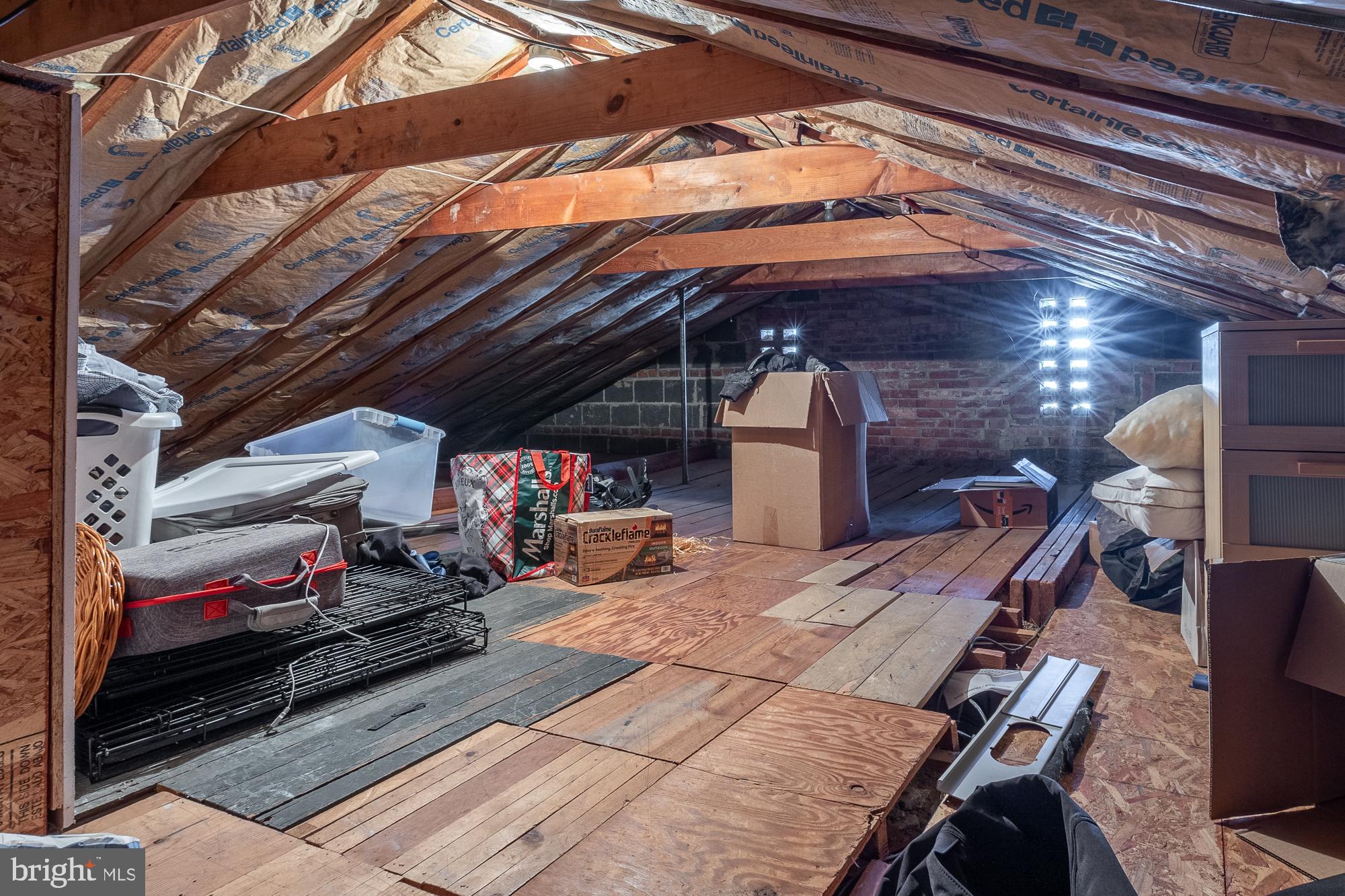 YORKTOWN - Residential Lease