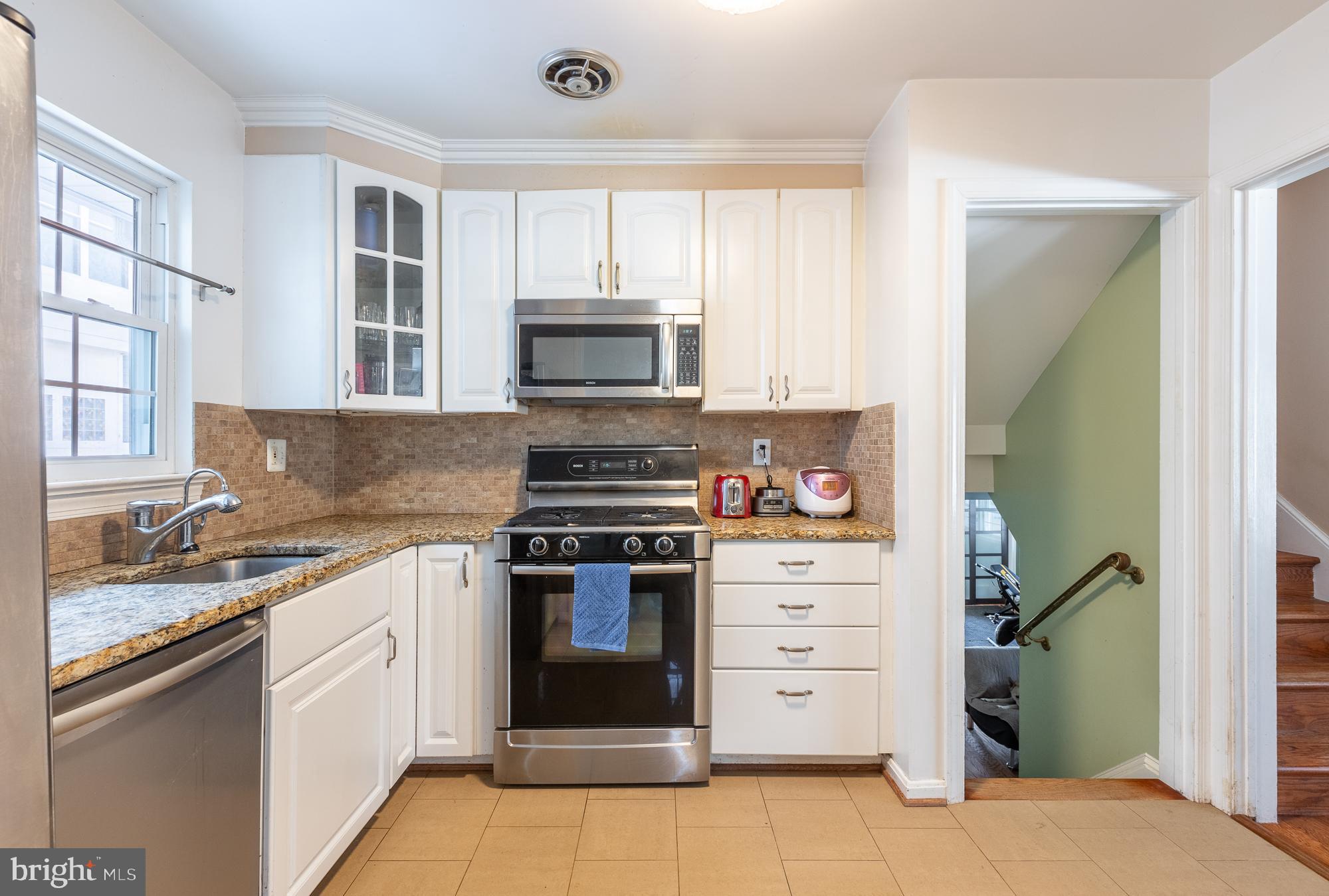 YORKTOWN - Residential Lease