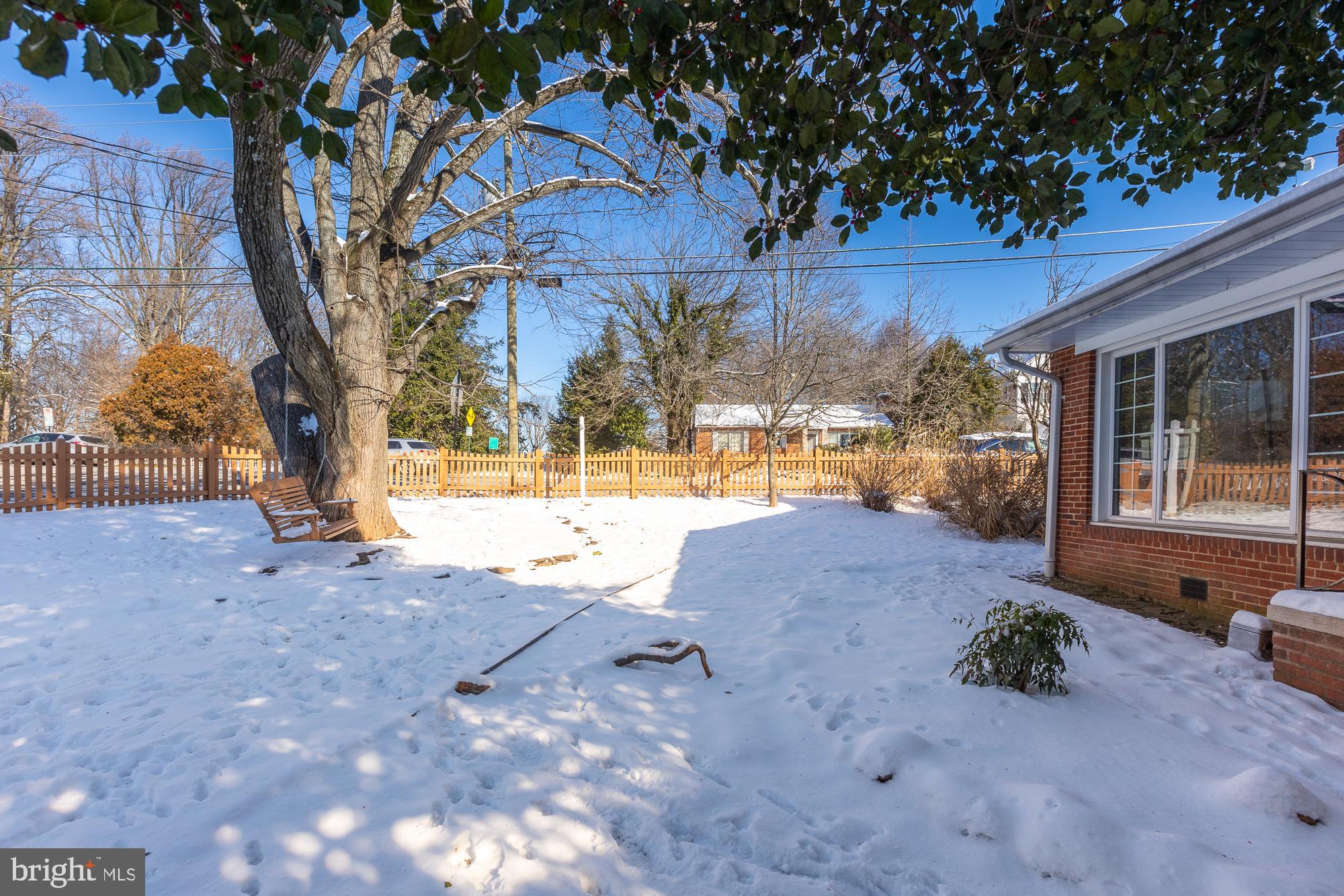 YORKTOWN - Residential Lease