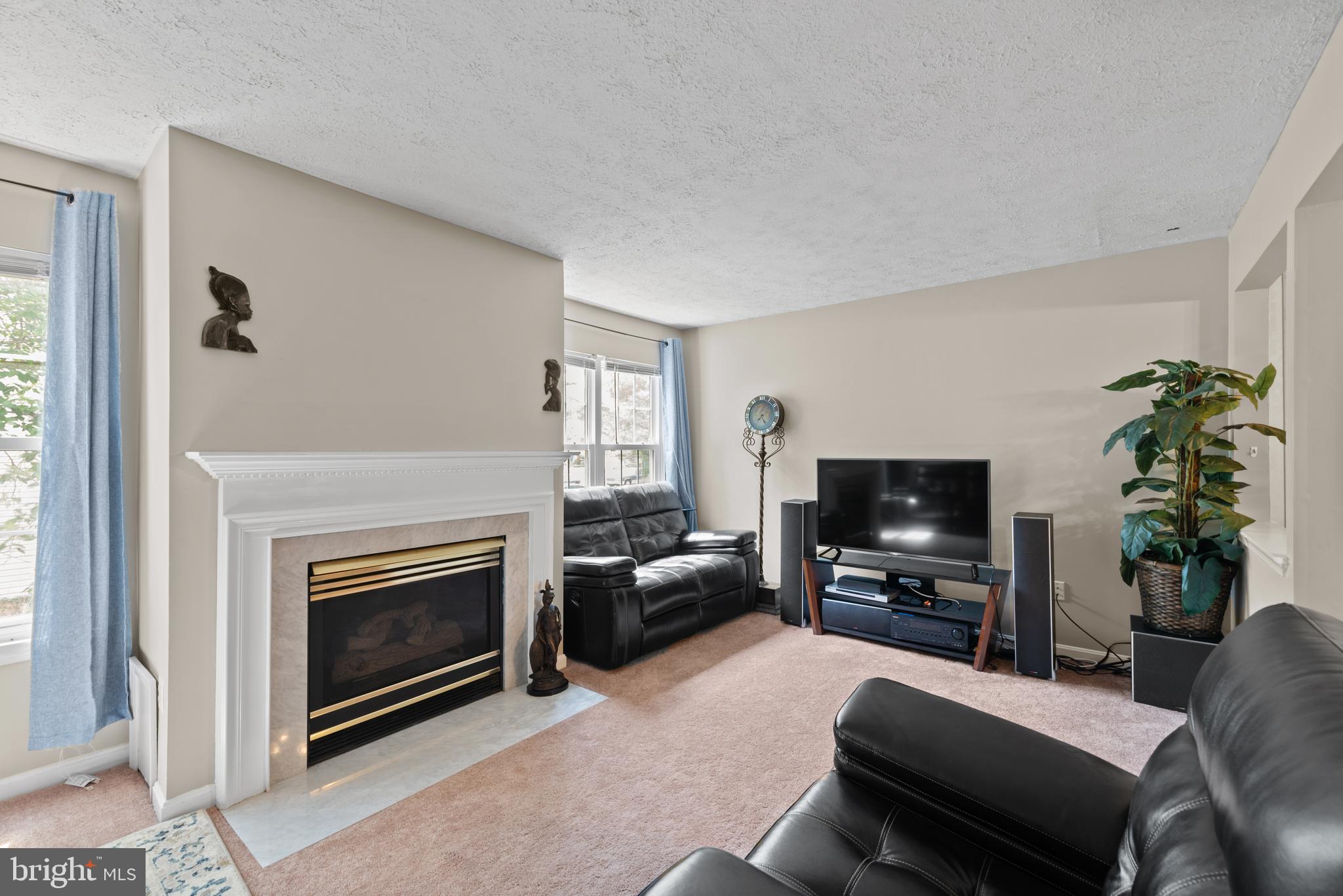 ROBINS GLENN - Residential