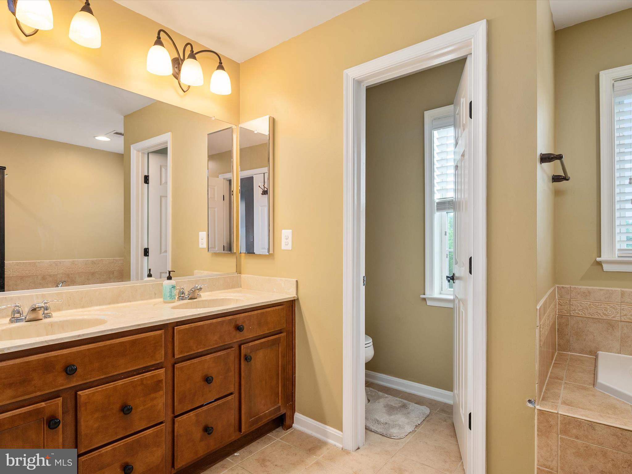 MEADOWS EDGE - Residential