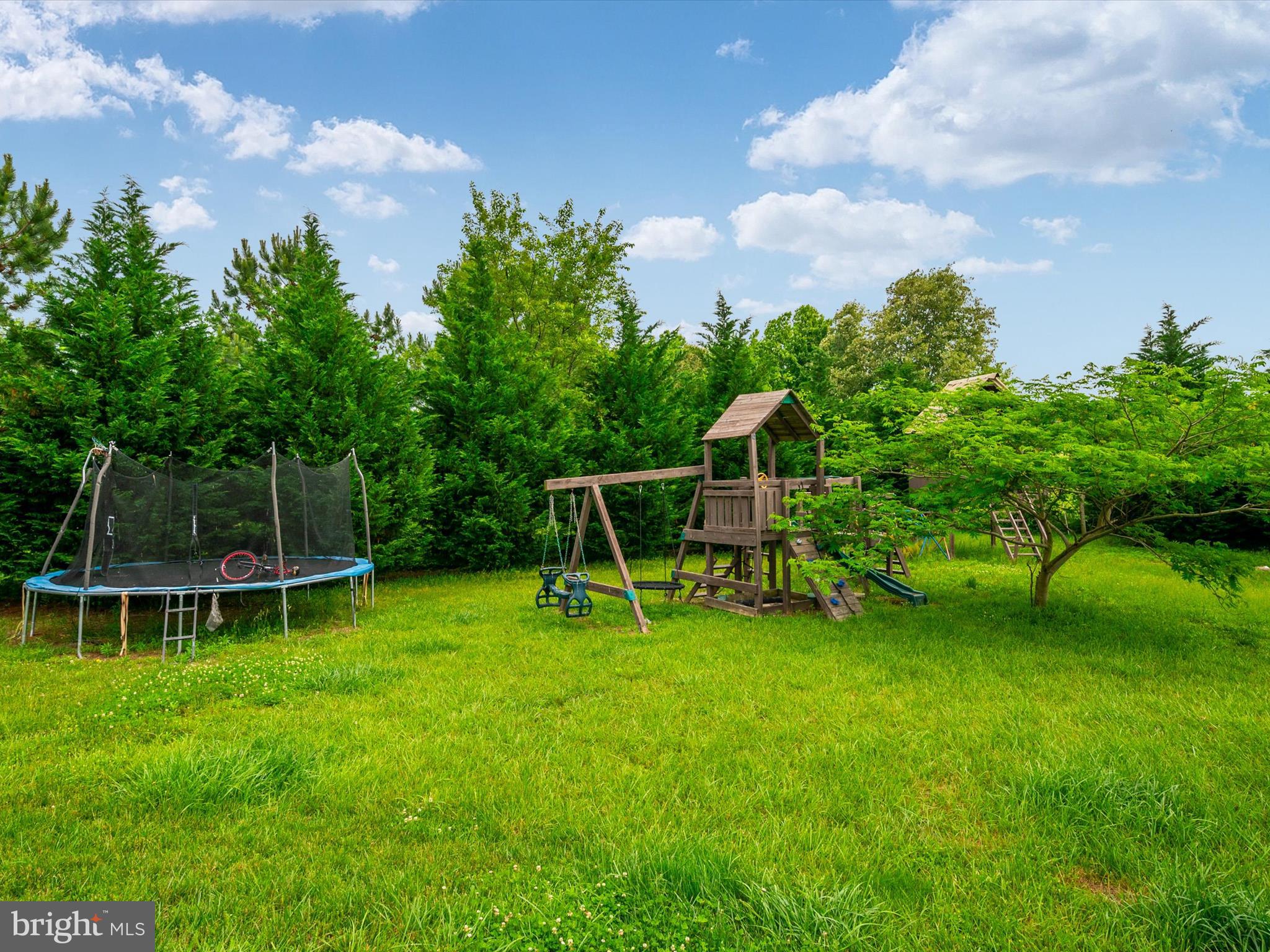 MEADOWS EDGE - Residential