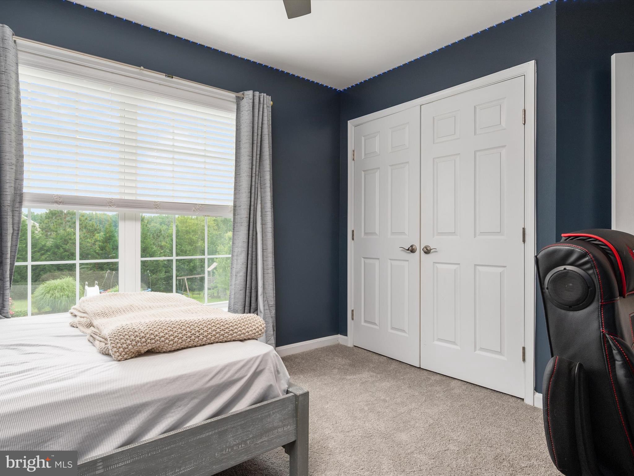 MEADOWS EDGE - Residential