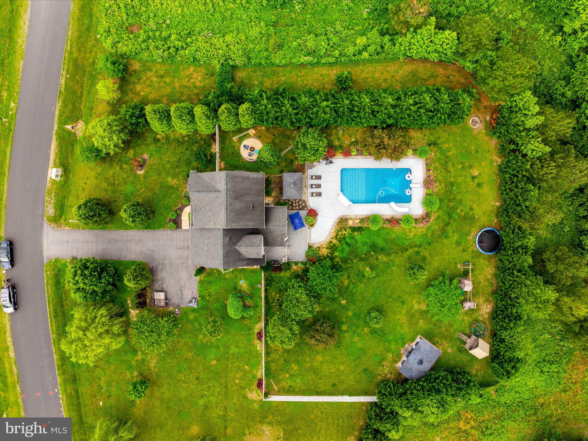 MEADOWS EDGE - Residential