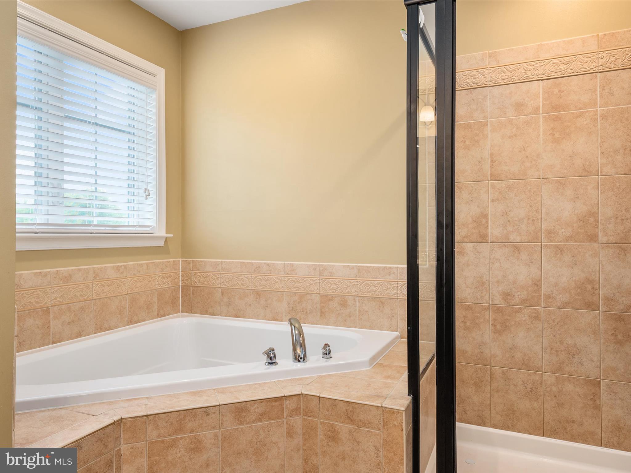 MEADOWS EDGE - Residential