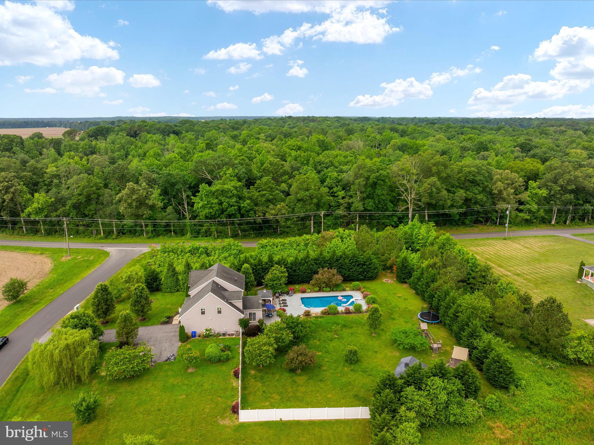 MEADOWS EDGE - Residential