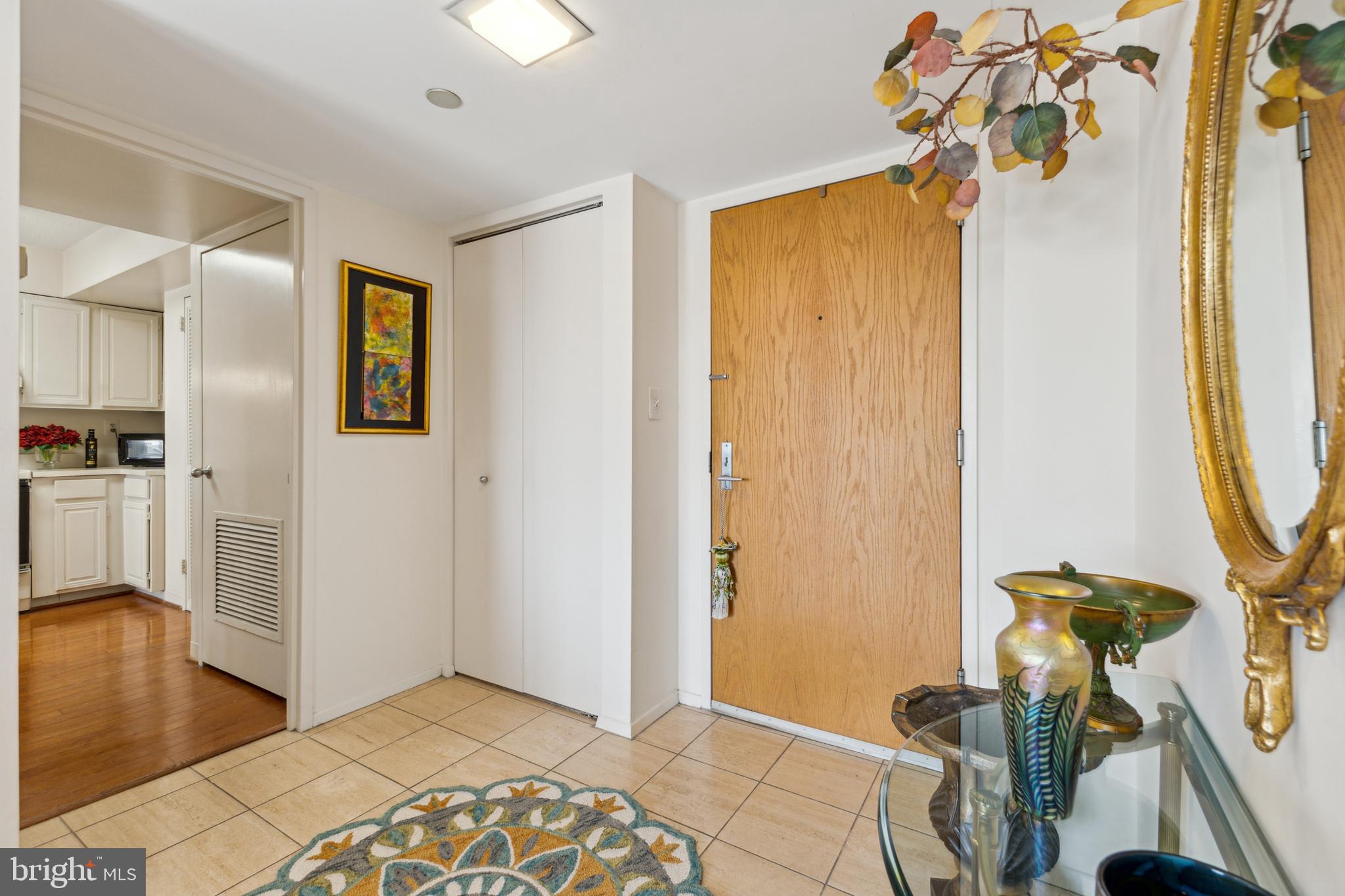 1808 OLD MEADOW ROAD 810