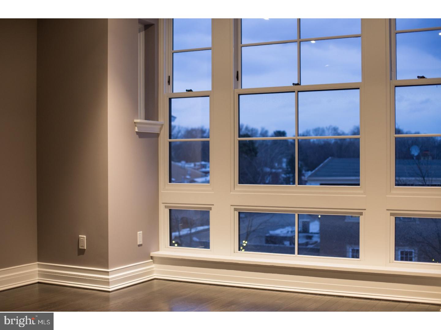 CHESTNUT HILL - Residential