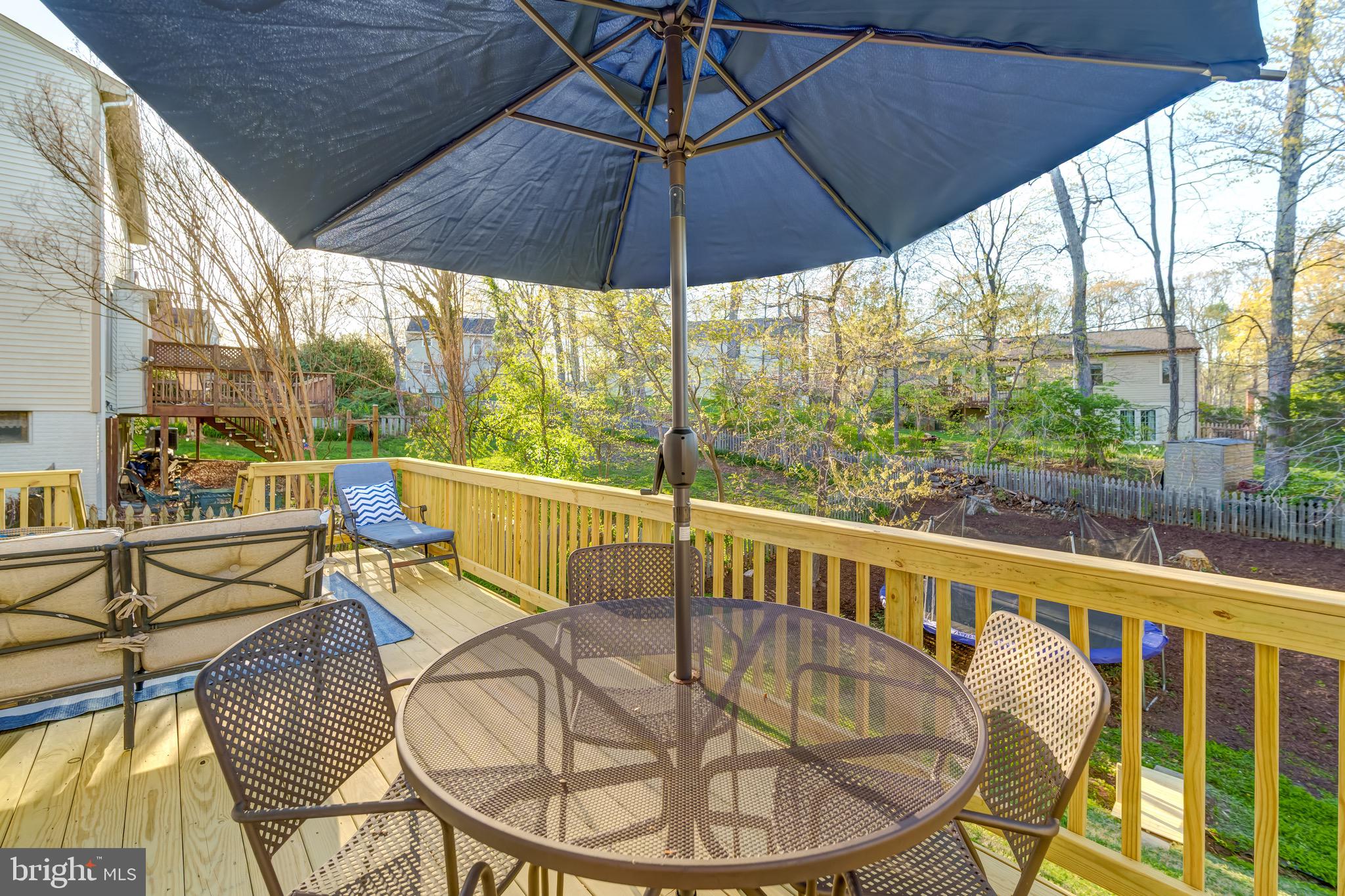 LAKE RIDGE - Residential