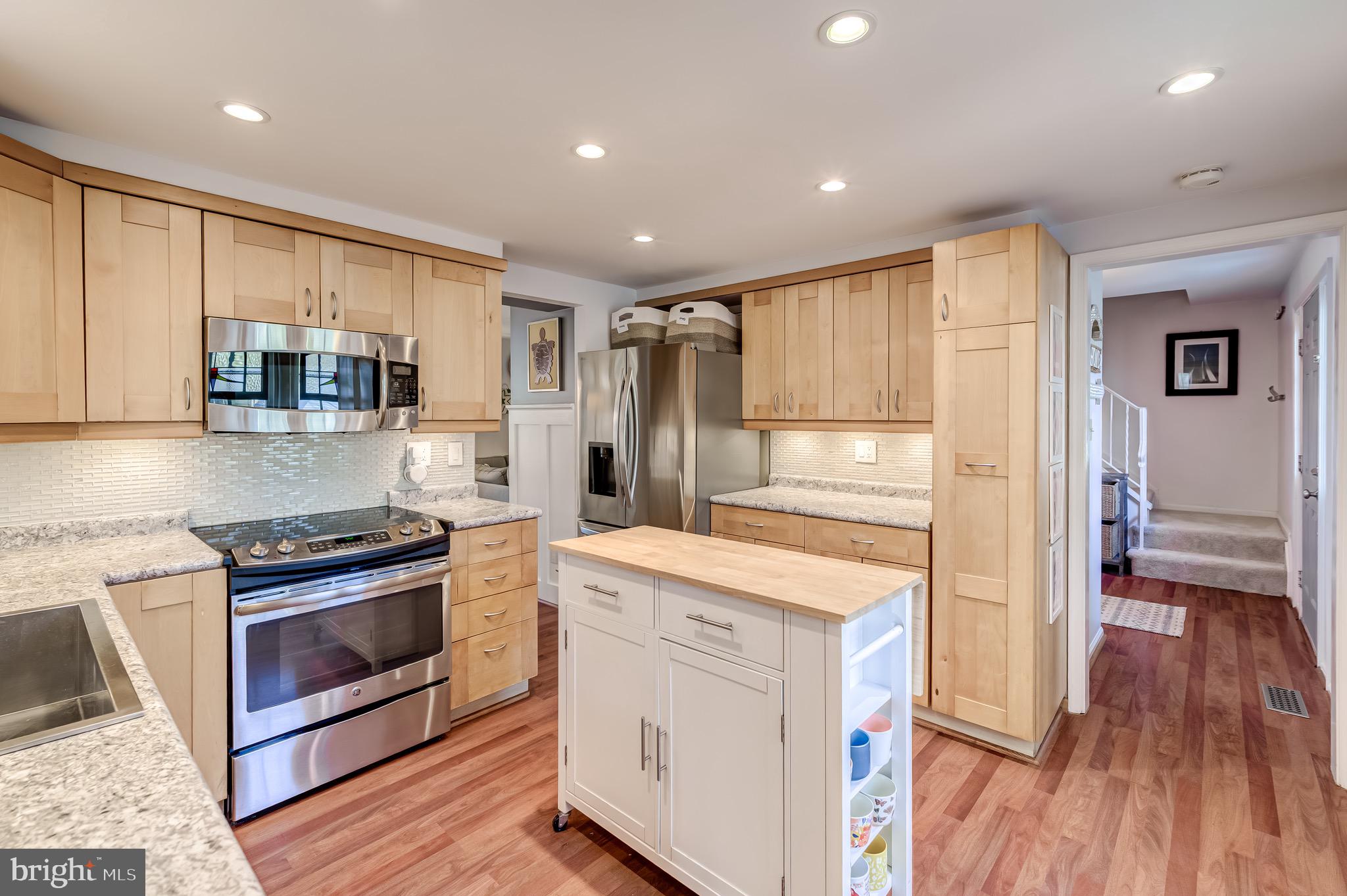 LAKE RIDGE - Residential