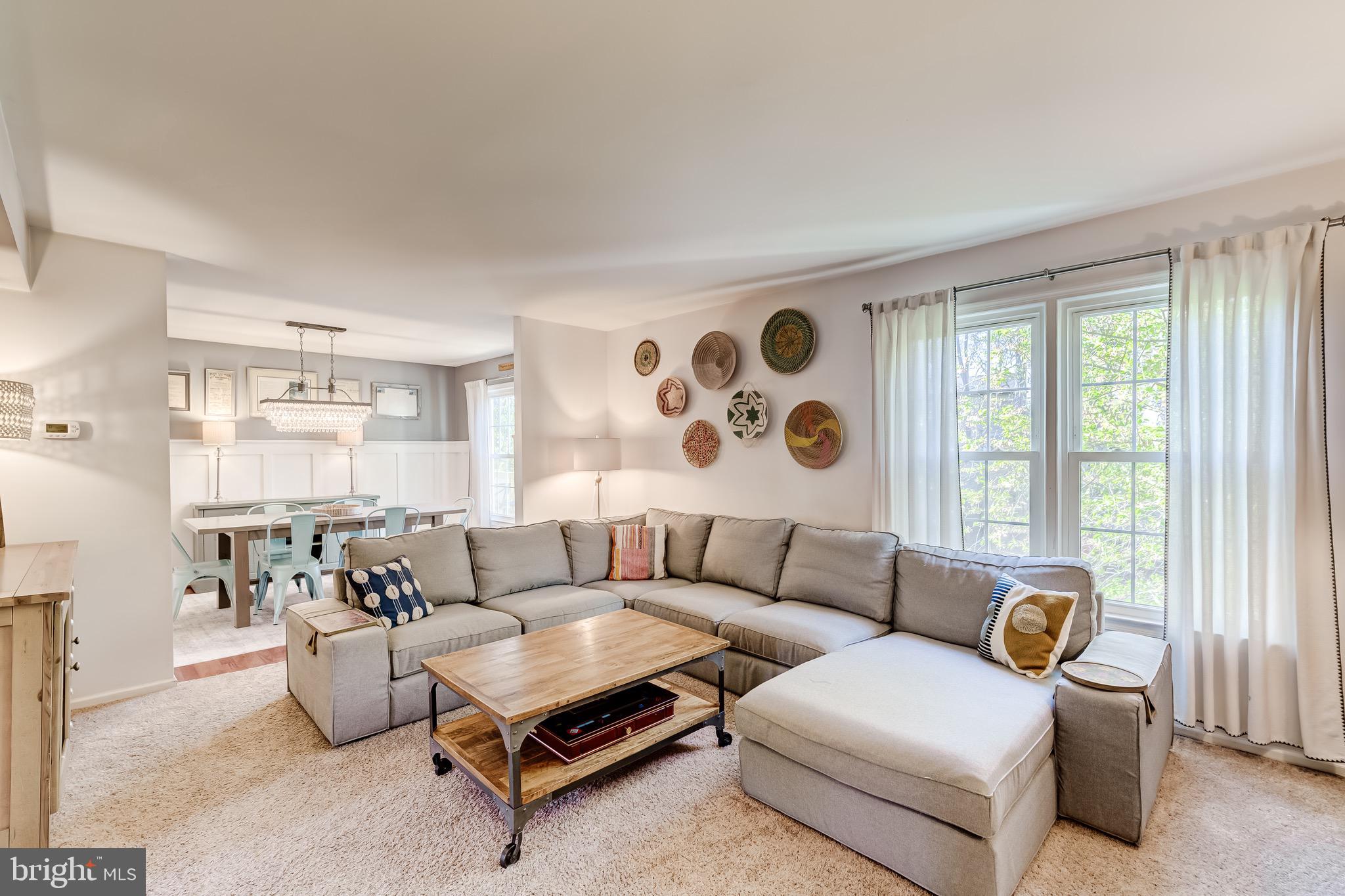 LAKE RIDGE - Residential