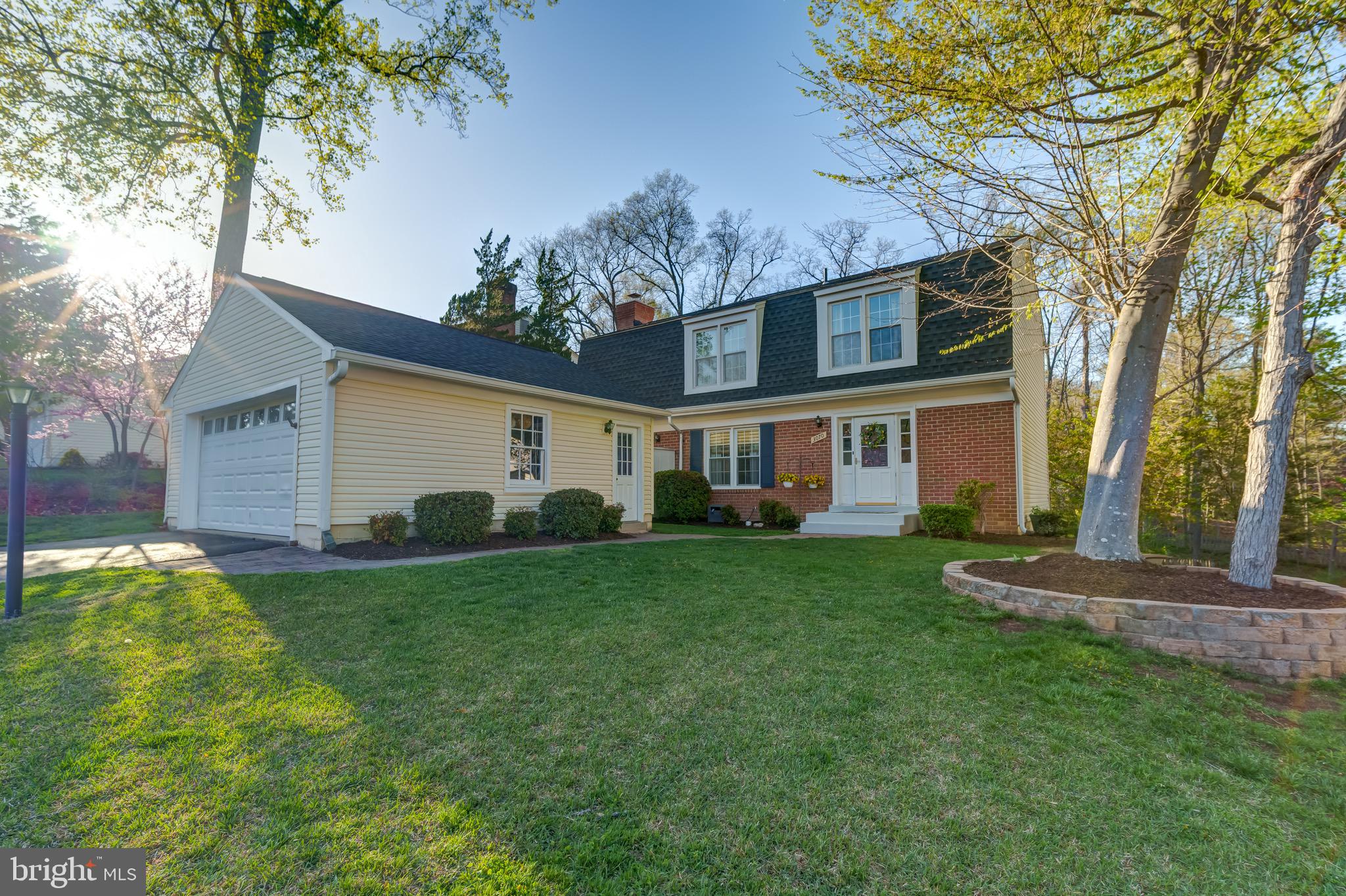 LAKE RIDGE - Residential