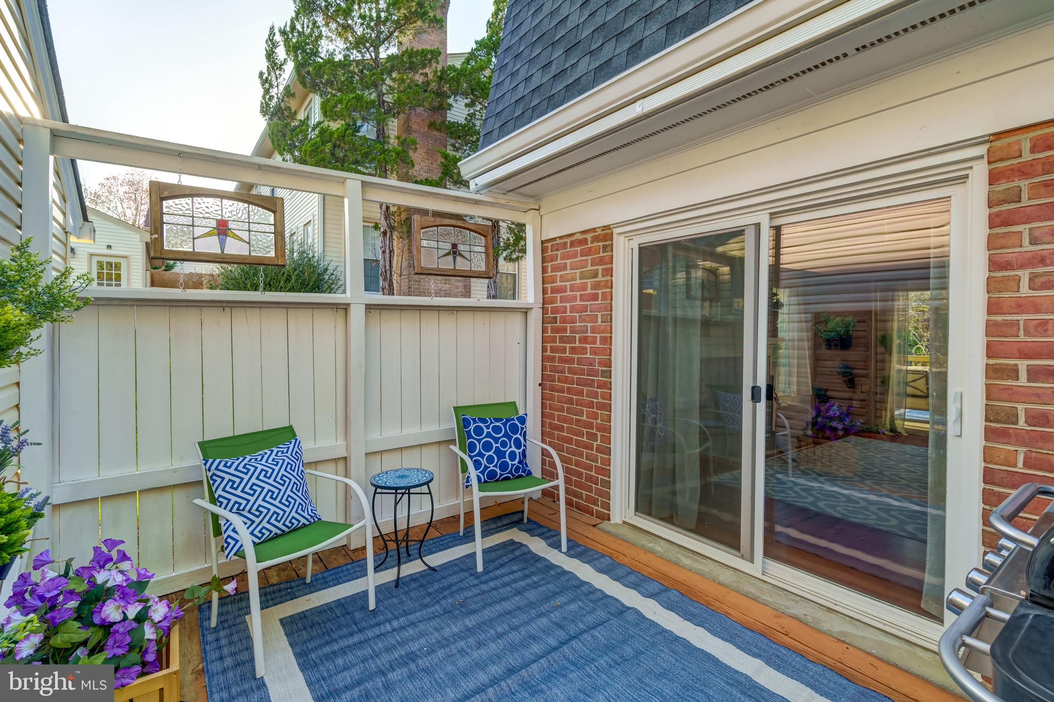 LAKE RIDGE - Residential