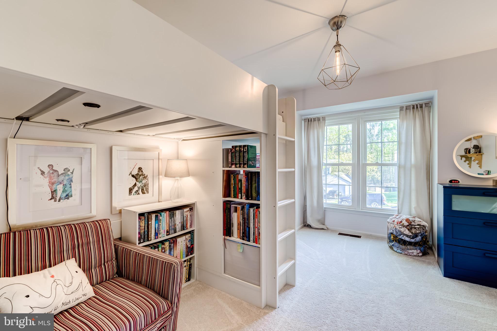 LAKE RIDGE - Residential