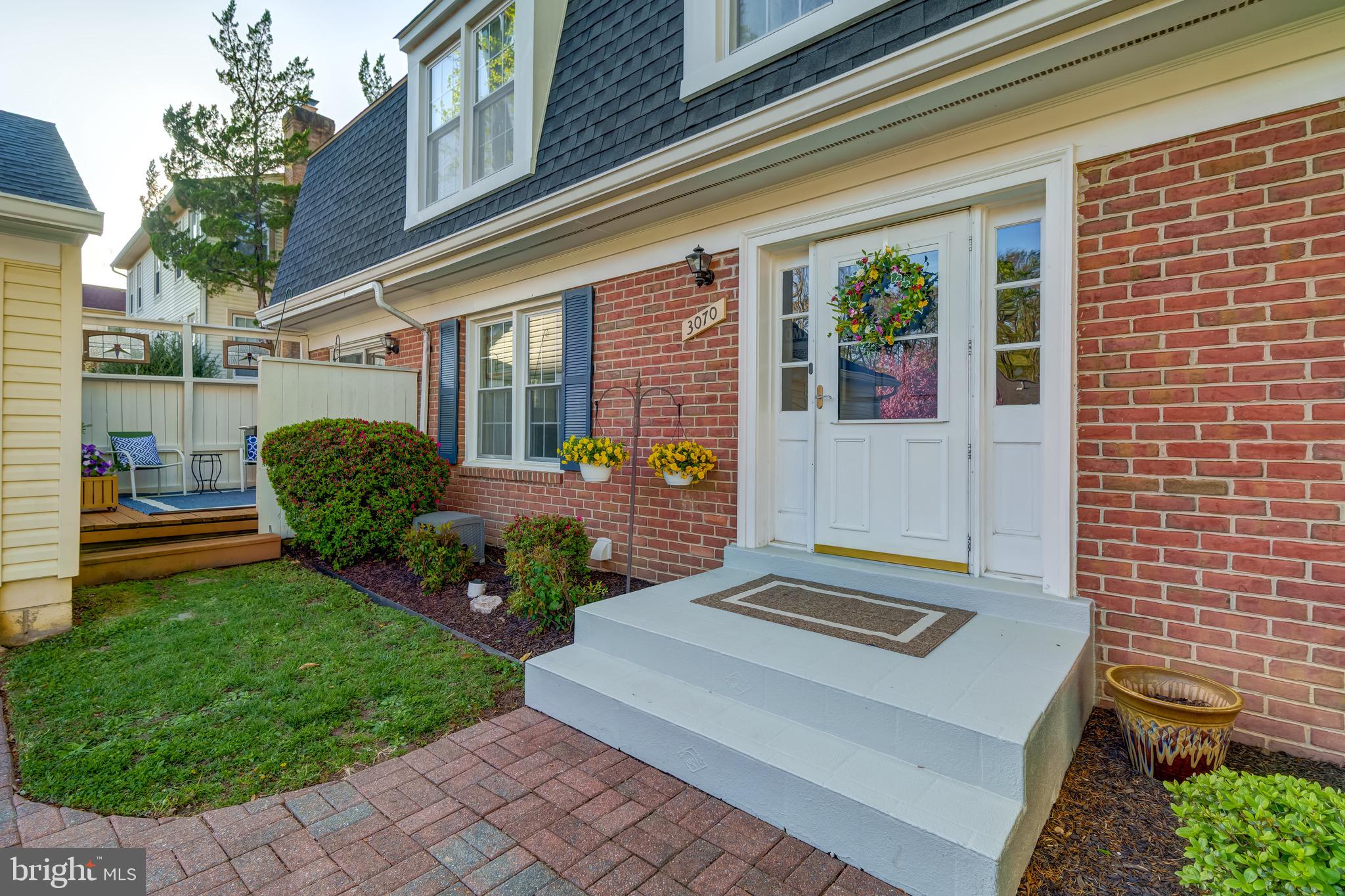 LAKE RIDGE - Residential