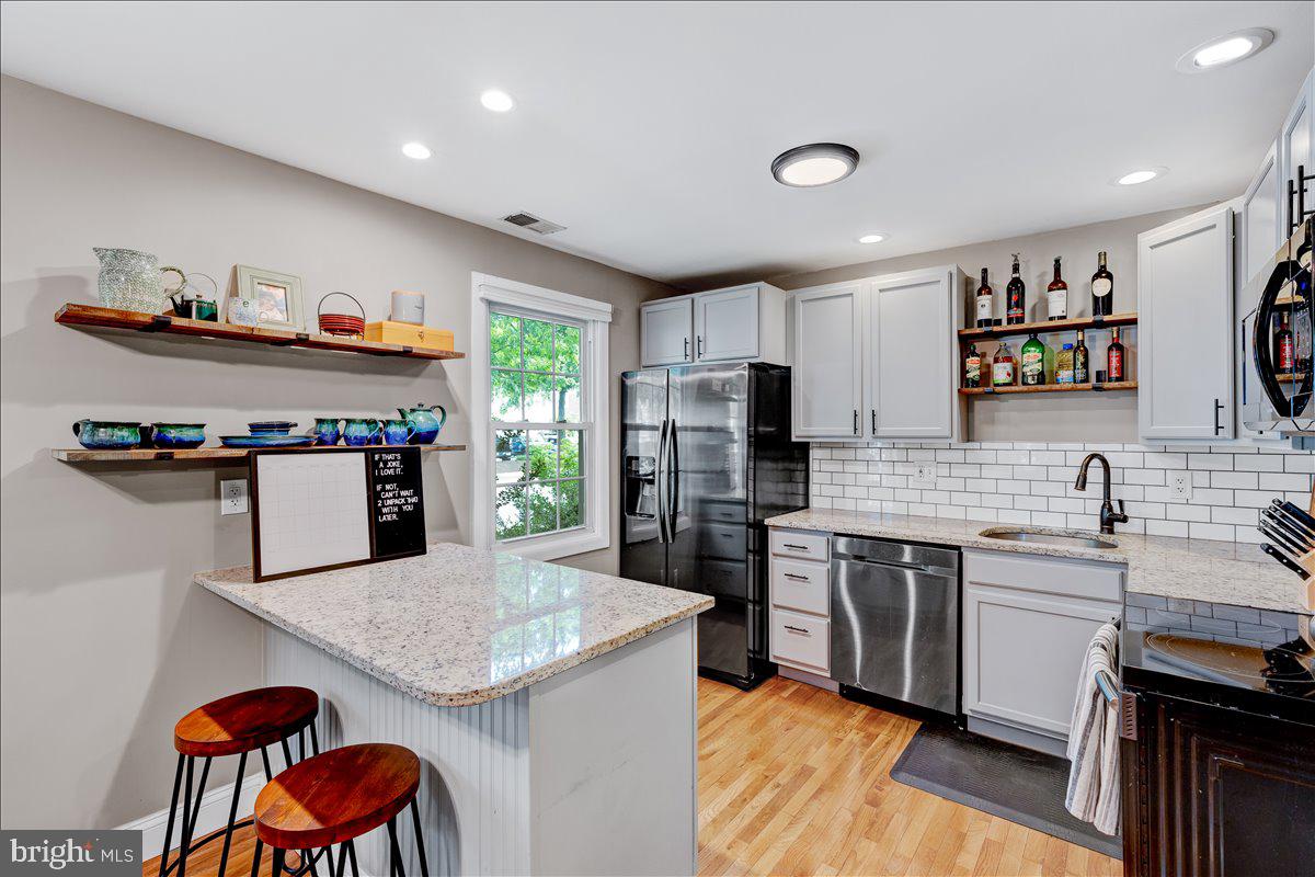 CROFTON SQUARE - Residential