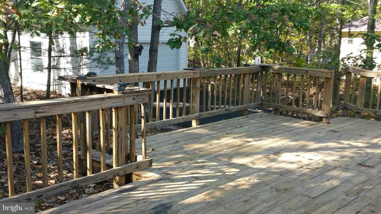 LAKE WILDERNESS - Residential